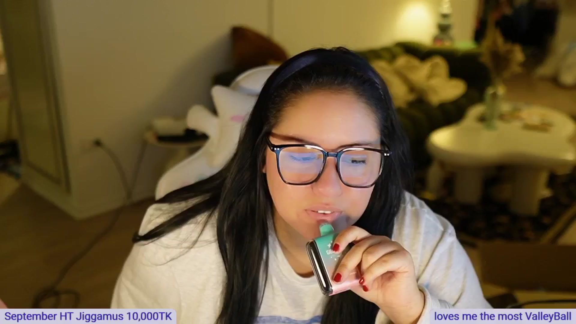 Gallery image thumbnail from Kamila__'s myfreecams stream on, 09/28/2024, 08:31 image 8 of 20