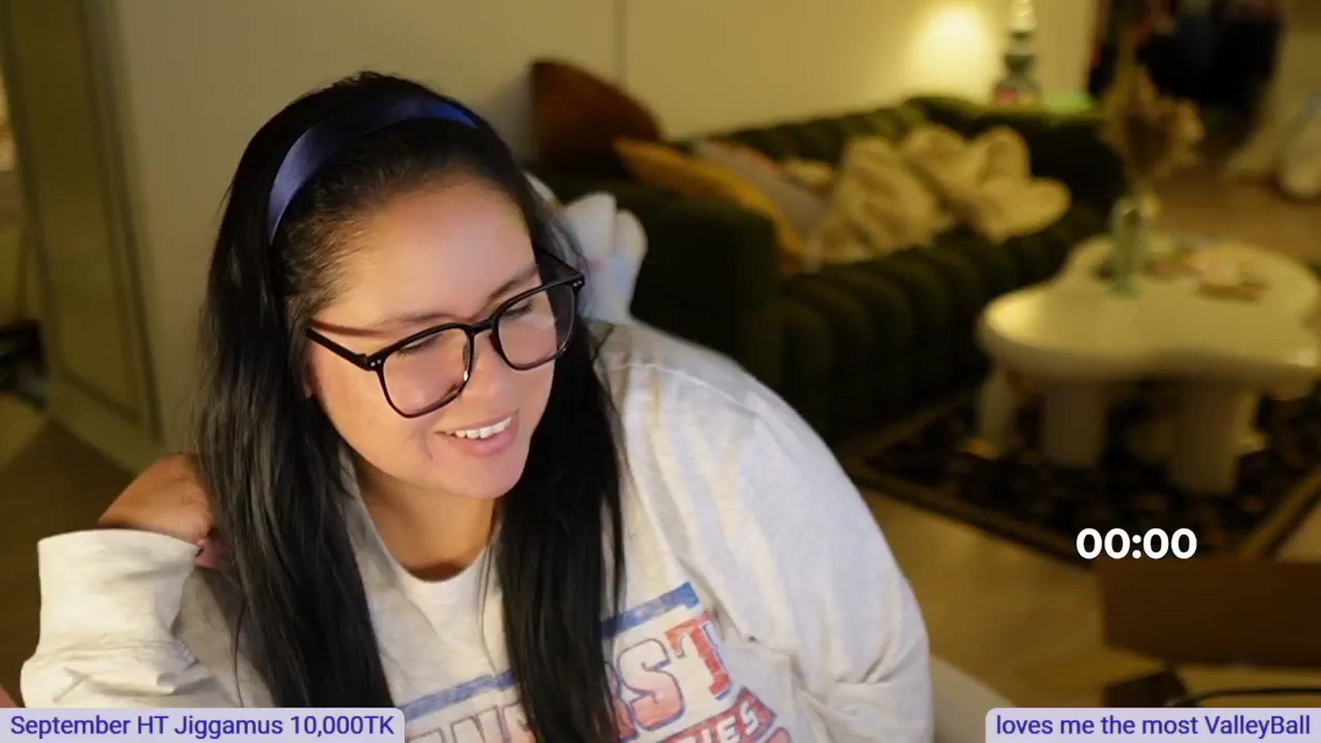 Gallery image thumbnail from Kamila__'s myfreecams stream on, 09/28/2024, 08:31 image 20 of 20