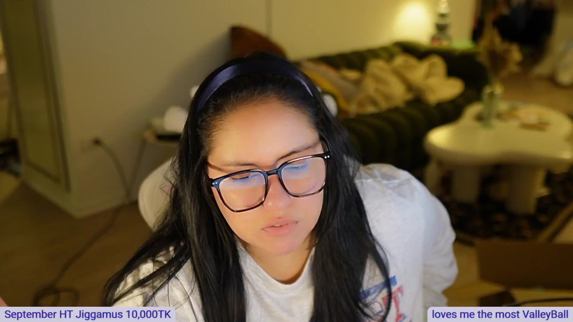 Gallery image thumbnail from Kamila__'s myfreecams stream on, 09/28/2024, 08:31 image 7 of 20