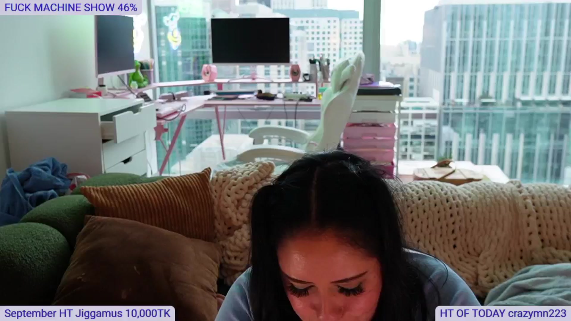 Gallery image thumbnail from Kamila__'s myfreecams stream on, 09/29/2024, 17:14 image 19 of 20