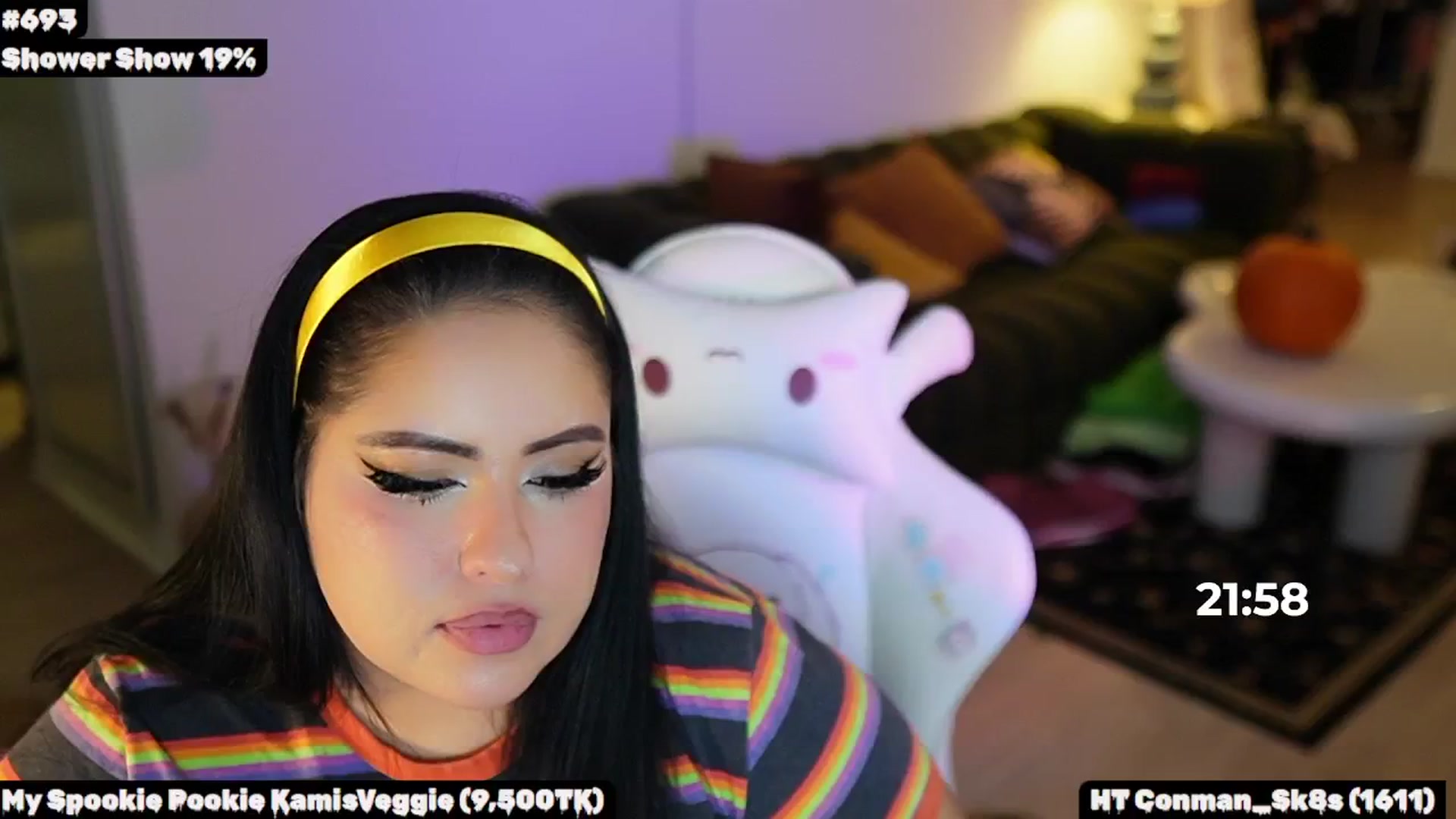 Gallery image thumbnail from Kamila__'s myfreecams stream on, 10/23/2024, 07:01 image 1 of 20