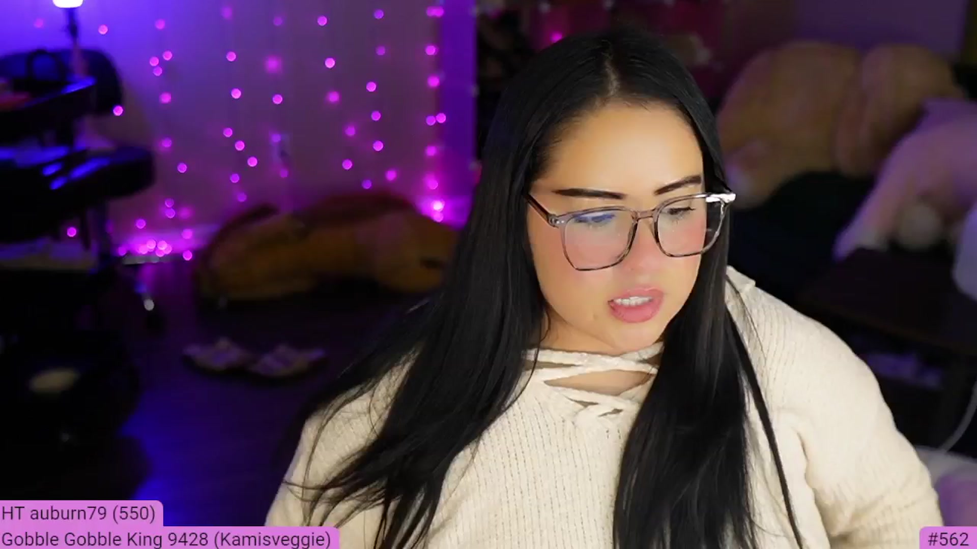 Gallery image thumbnail from Kamila__'s myfreecams stream on, 11/10/2024, 10:12 image 9 of 20