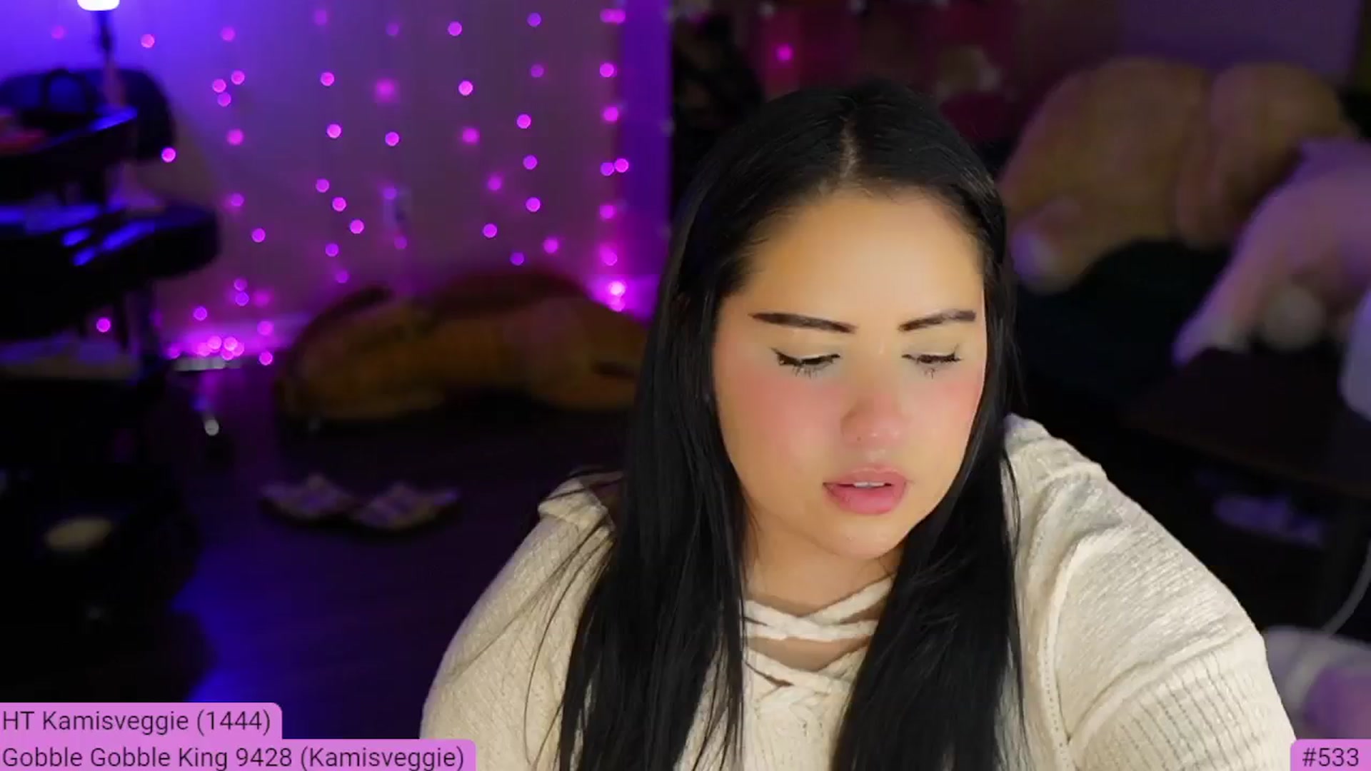 Gallery image thumbnail from Kamila__'s myfreecams stream on, 11/10/2024, 10:12 image 10 of 20