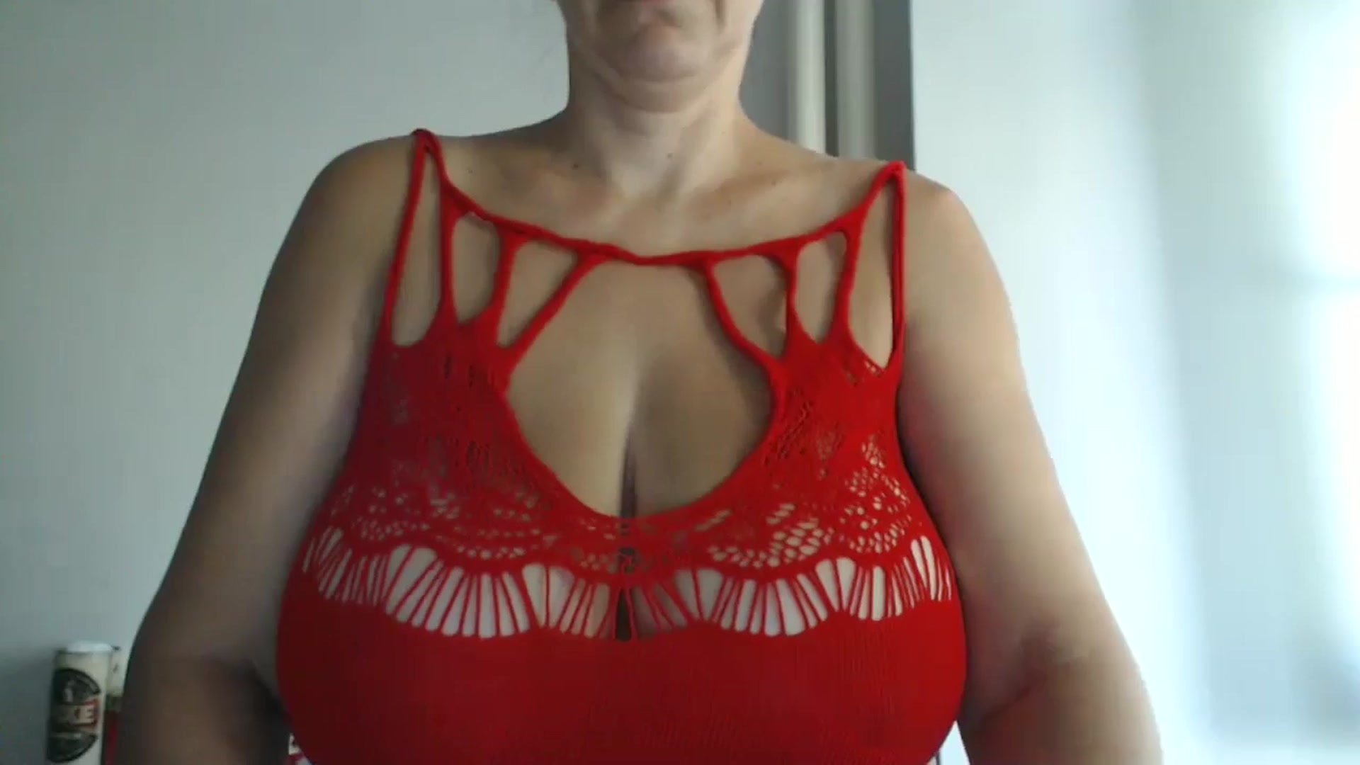 Gallery image thumbnail from KamillaStar's myfreecams stream on, 07/30/2024, 06:03 image 14 of 20