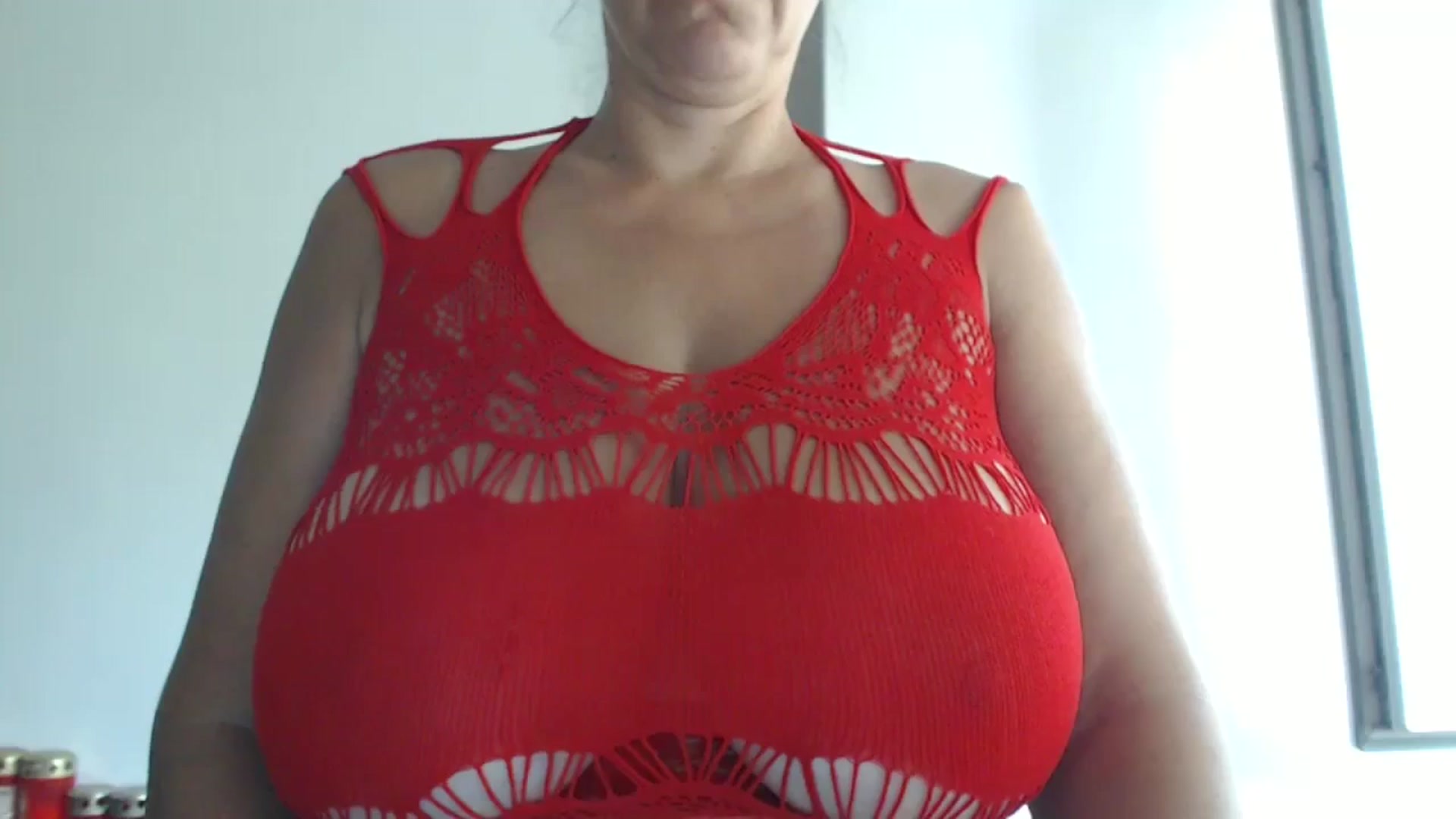 Gallery image thumbnail from KamillaStar's myfreecams stream on, 08/27/2024, 08:21 image 17 of 20