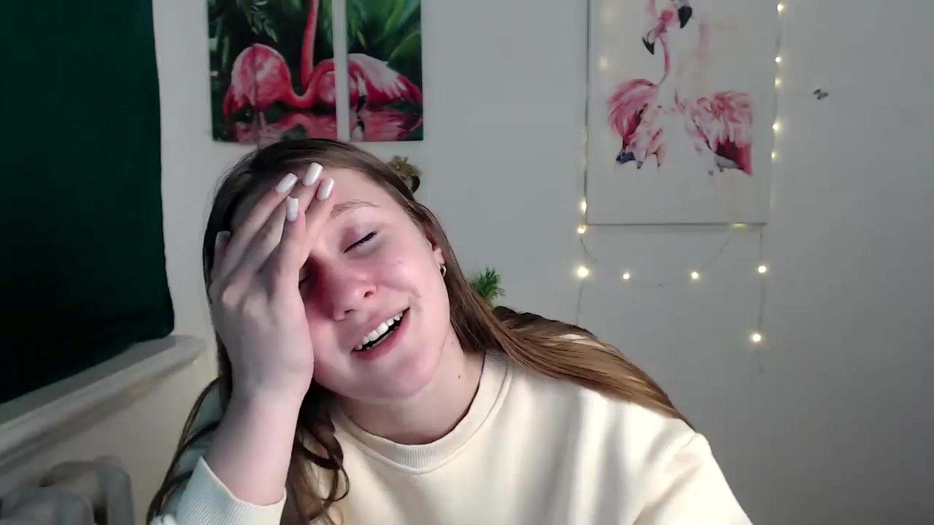 Gallery image thumbnail from Kamilochkaaa_'s myfreecams stream on, 11/17/2025, 18:22 image 7 of 20