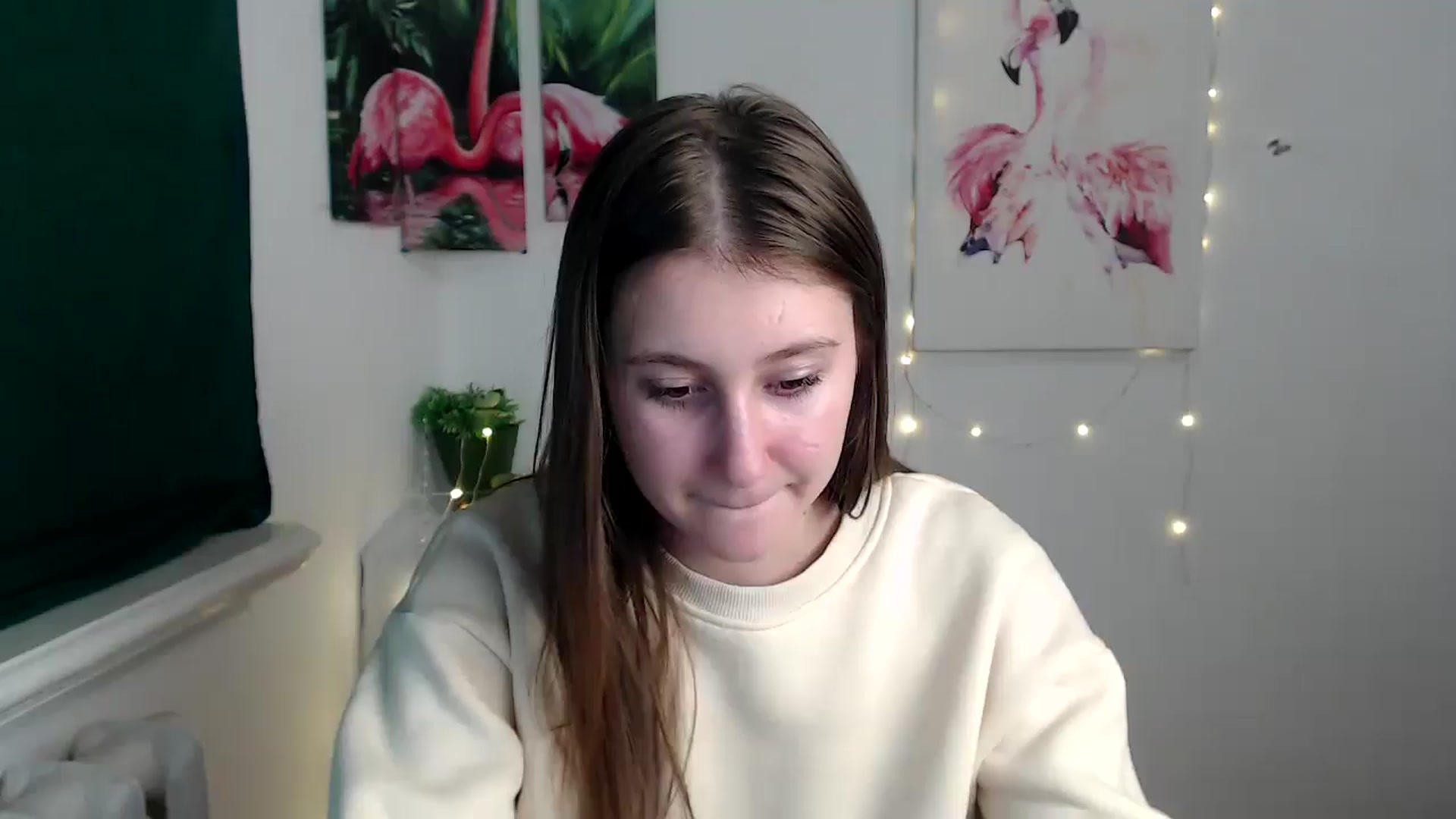 Gallery image thumbnail from Kamilochkaaa_'s myfreecams stream on, 11/17/2025, 18:22 image 14 of 20