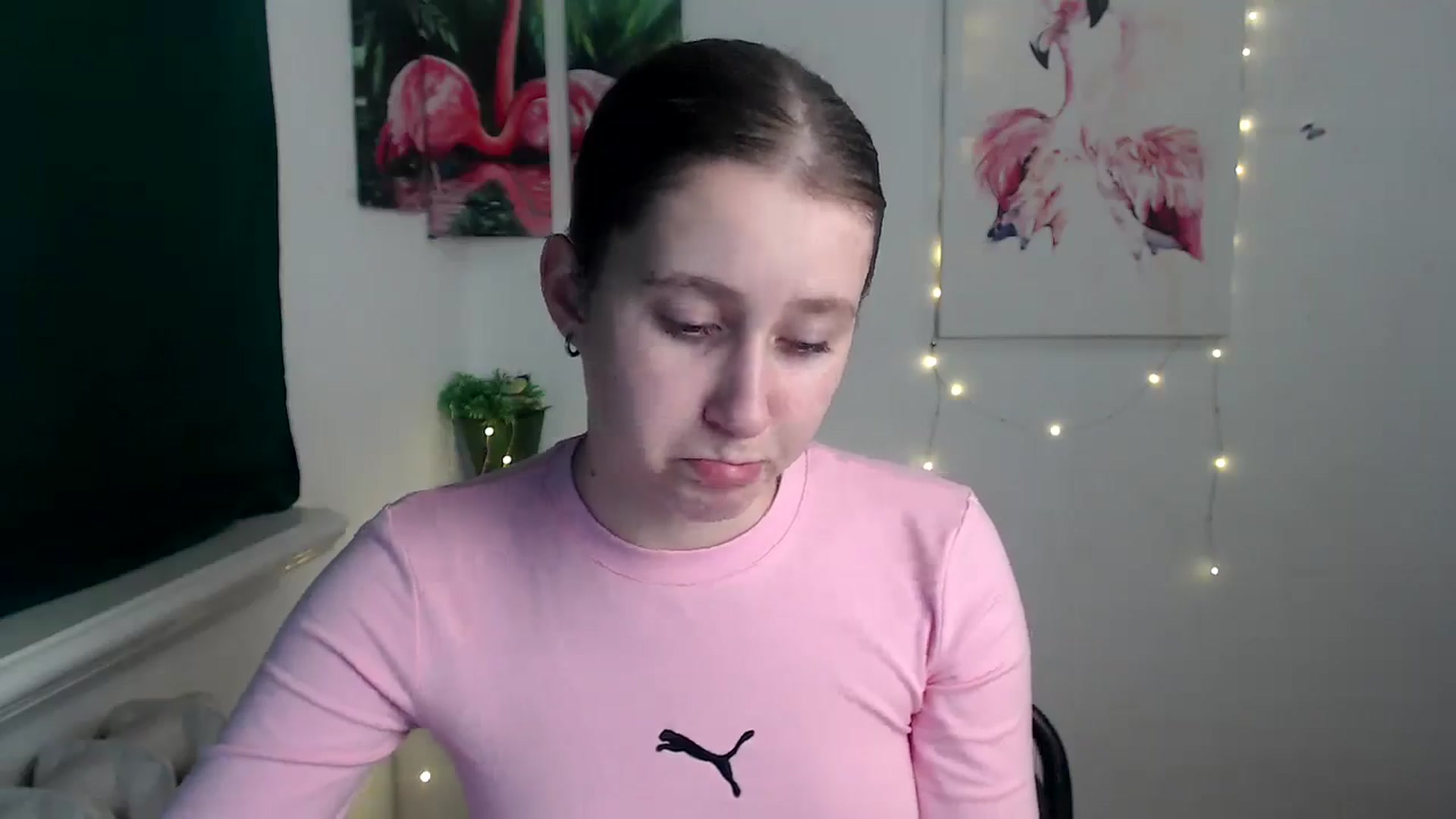Gallery image thumbnail from Kamilochkaaa_'s myfreecams stream on, 11/18/2025, 15:39 image 12 of 20