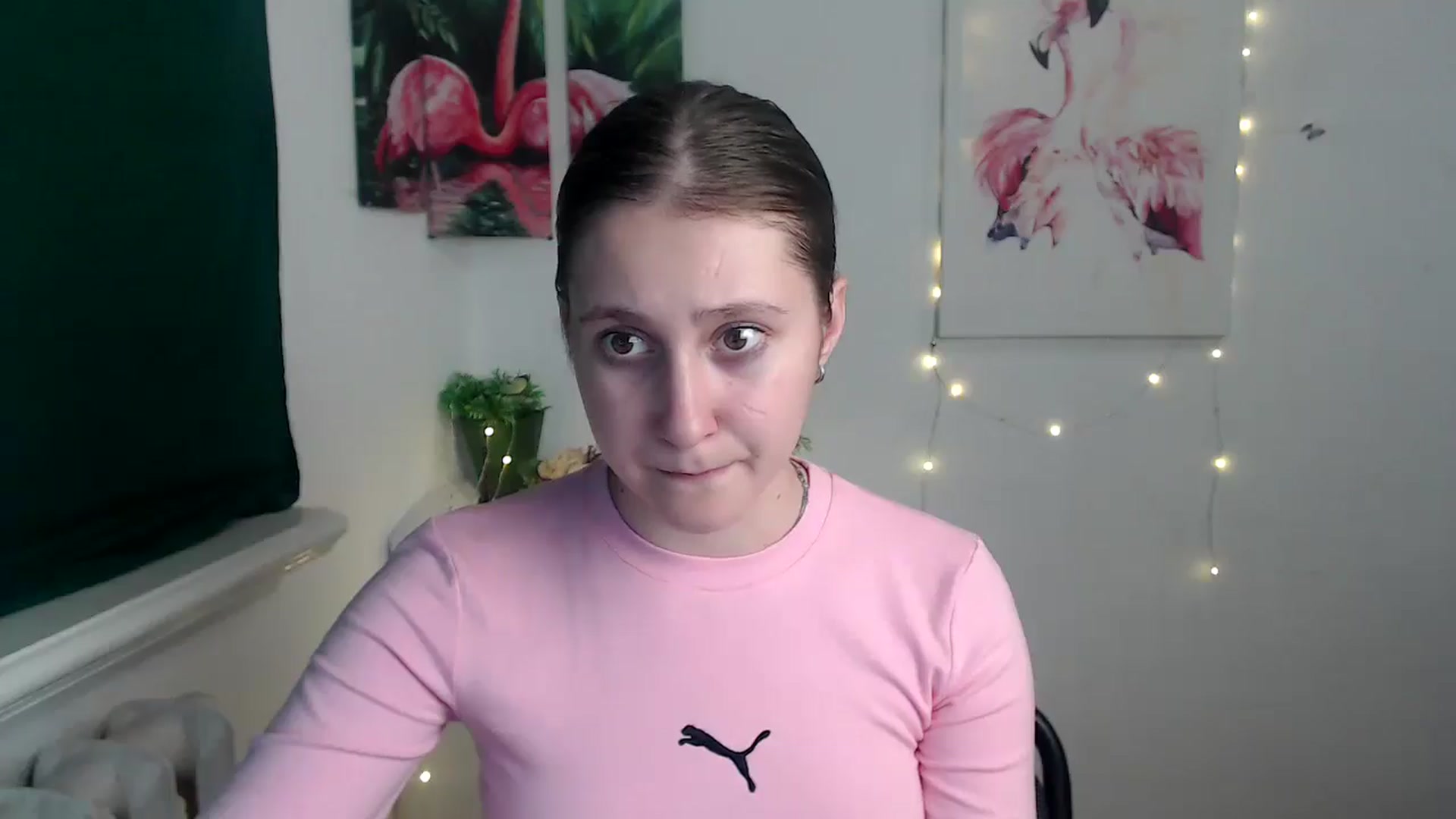 Gallery image thumbnail from Kamilochkaaa_'s myfreecams stream on, 11/18/2025, 15:39 image 15 of 20