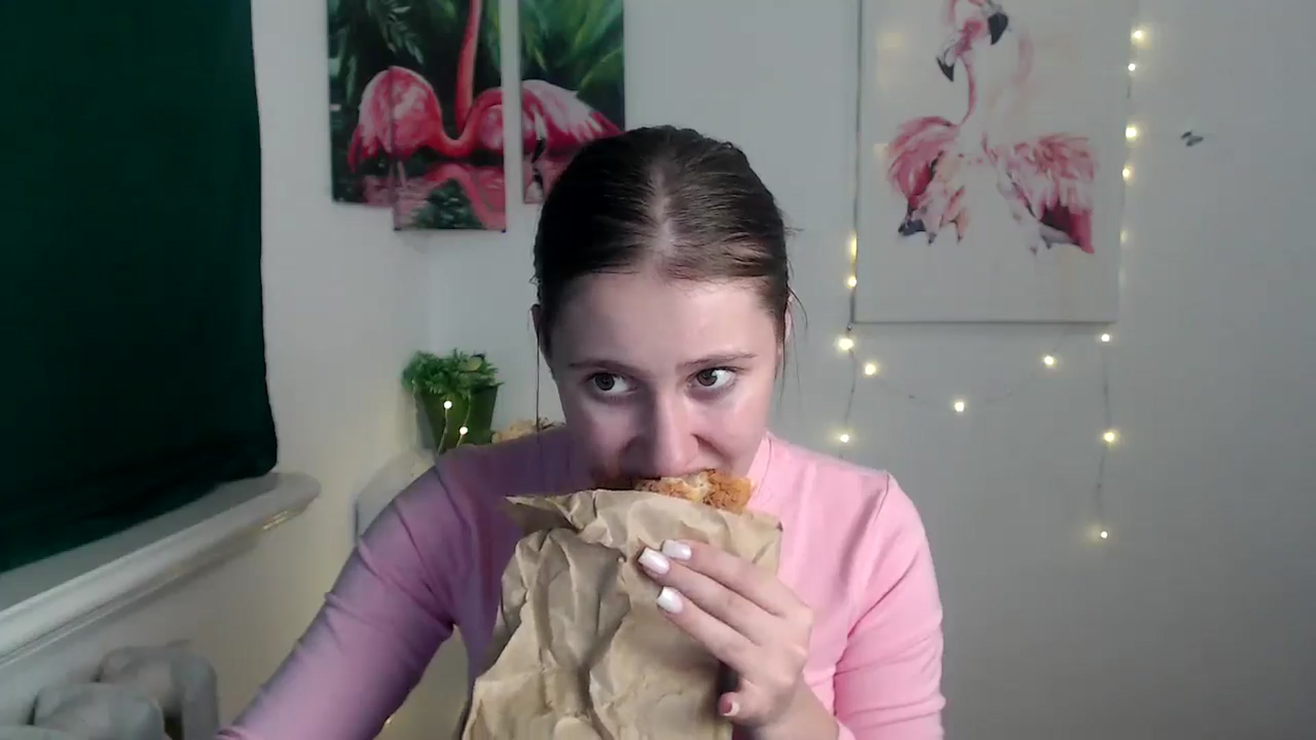 Gallery image thumbnail from Kamilochkaaa_'s myfreecams stream on, 11/18/2025, 16:56 image 6 of 20