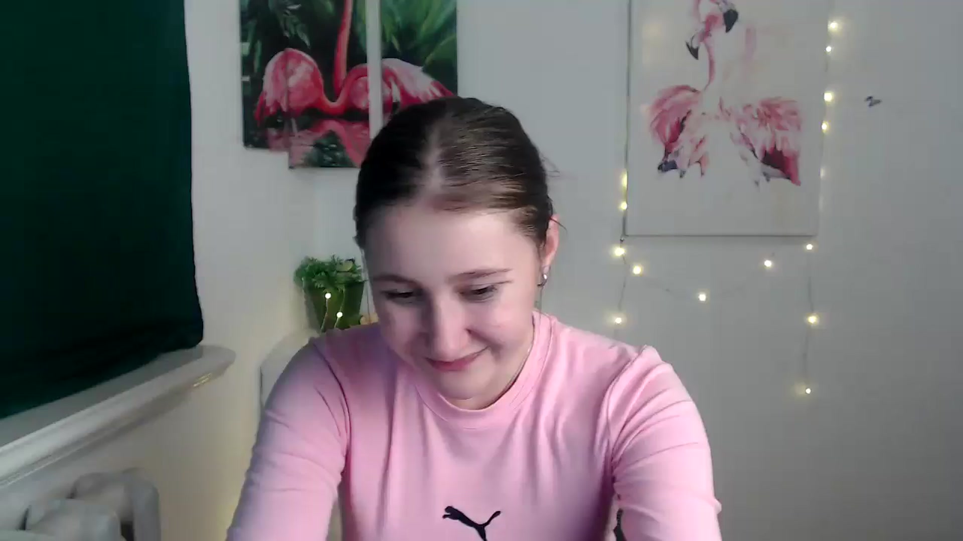 Gallery image thumbnail from Kamilochkaaa_'s myfreecams stream on, 11/18/2025, 16:56 image 1 of 20