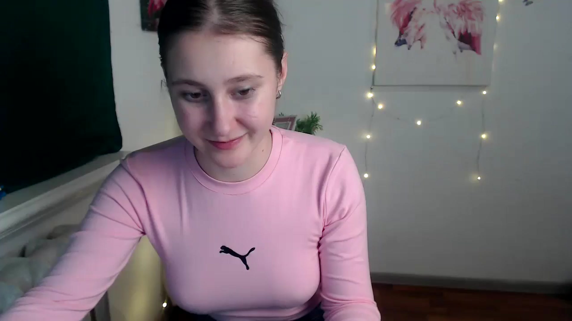 Gallery image thumbnail from Kamilochkaaa_'s myfreecams stream on, 11/18/2025, 17:55 image 8 of 20