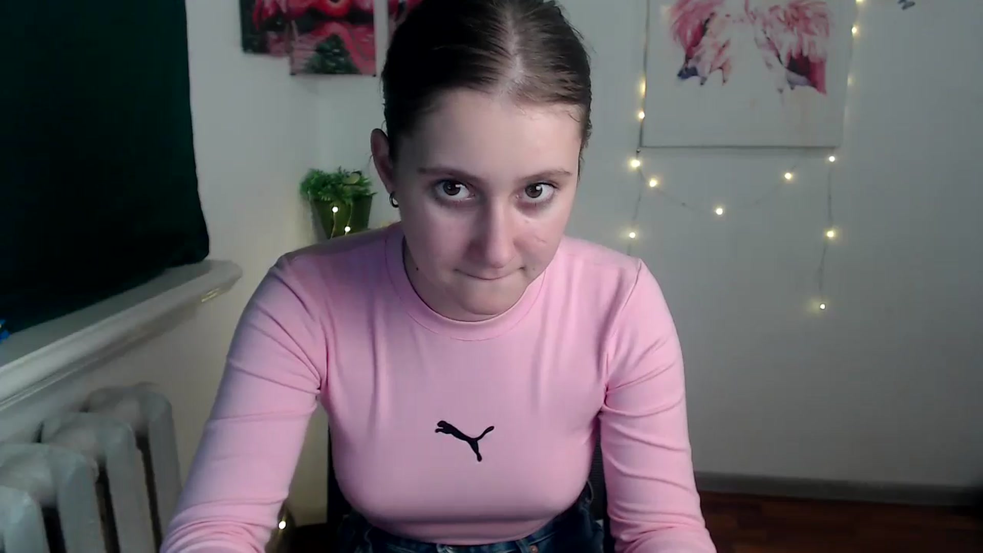 Gallery image thumbnail from Kamilochkaaa_'s myfreecams stream on, 11/18/2025, 17:55 image 2 of 20