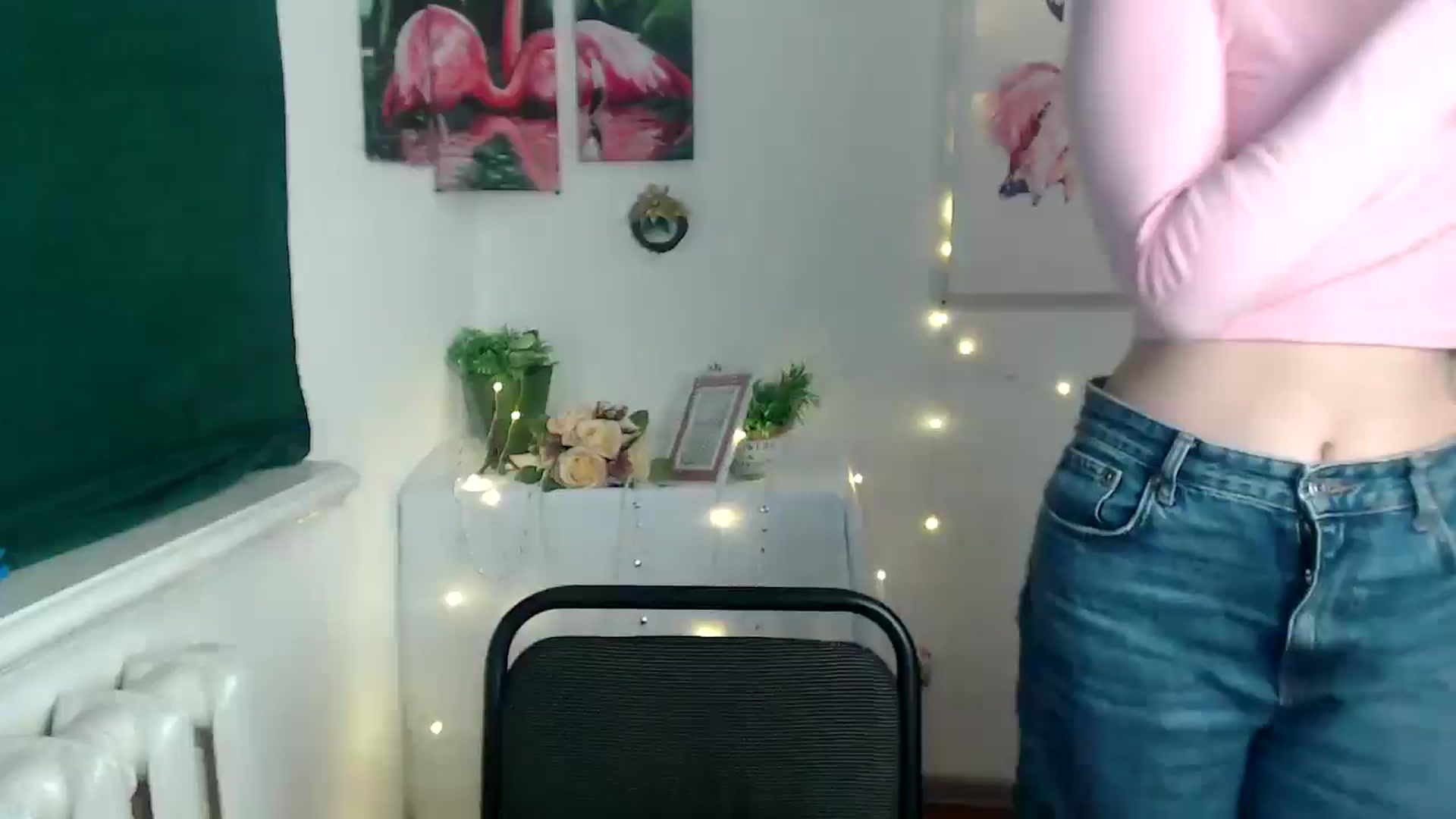 Gallery image thumbnail from Kamilochkaaa_'s myfreecams stream on, 11/18/2025, 17:55 image 17 of 20