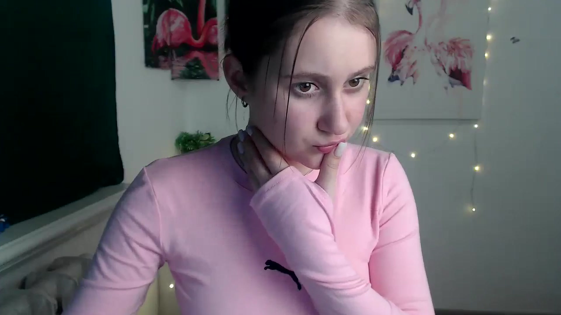 Gallery image thumbnail from Kamilochkaaa_'s myfreecams stream on, 11/18/2025, 18:26 image 3 of 20