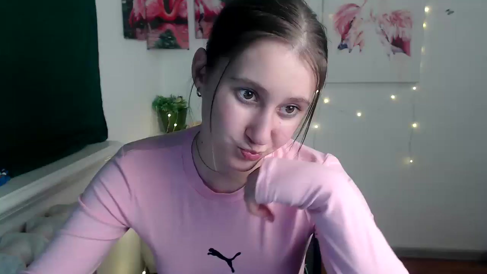Gallery image thumbnail from Kamilochkaaa_'s myfreecams stream on, 11/18/2025, 18:48 image 1 of 20