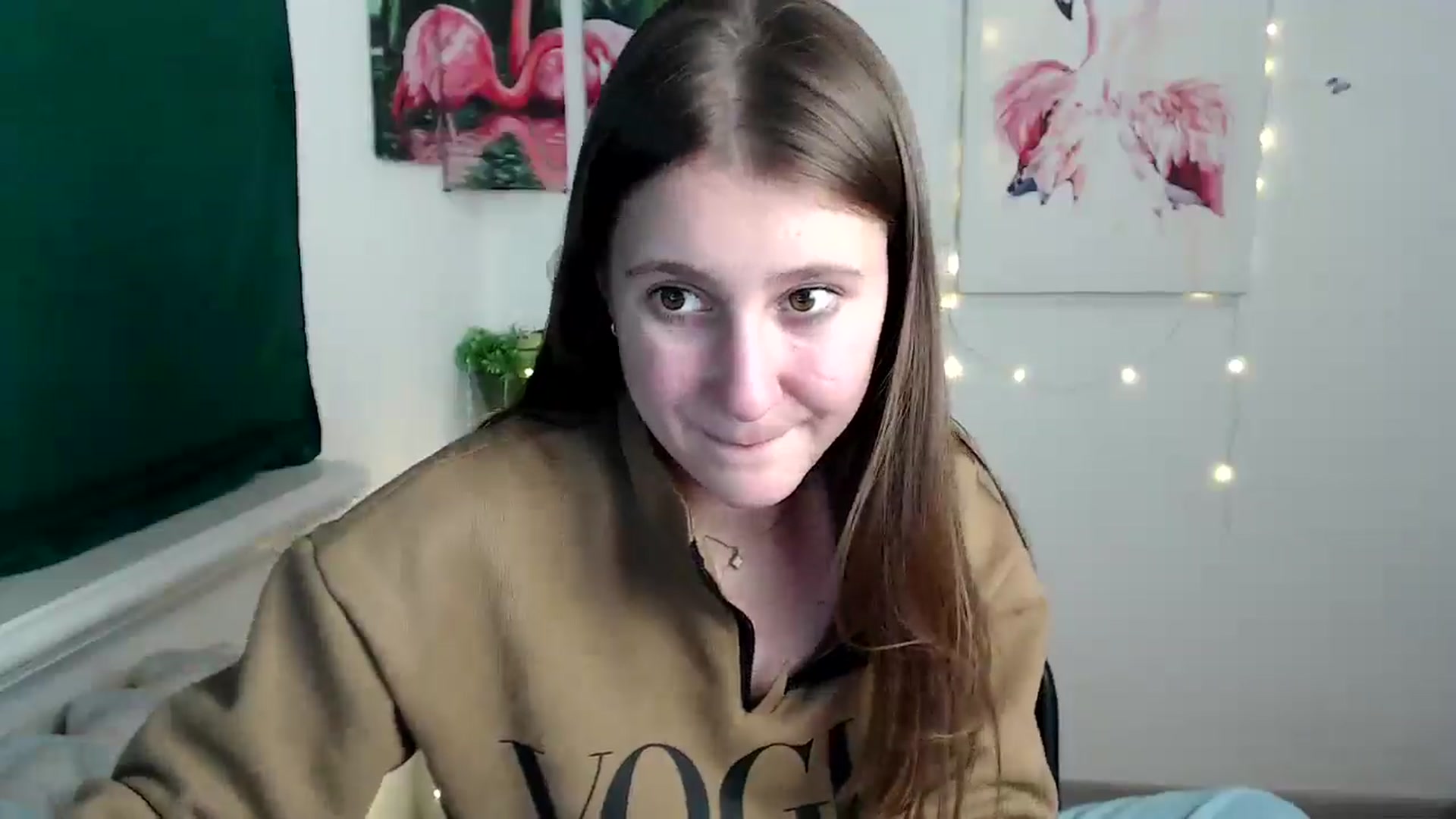 Gallery image thumbnail from Kamilochkaaa_'s myfreecams stream on, 11/19/2025, 16:12 image 17 of 20