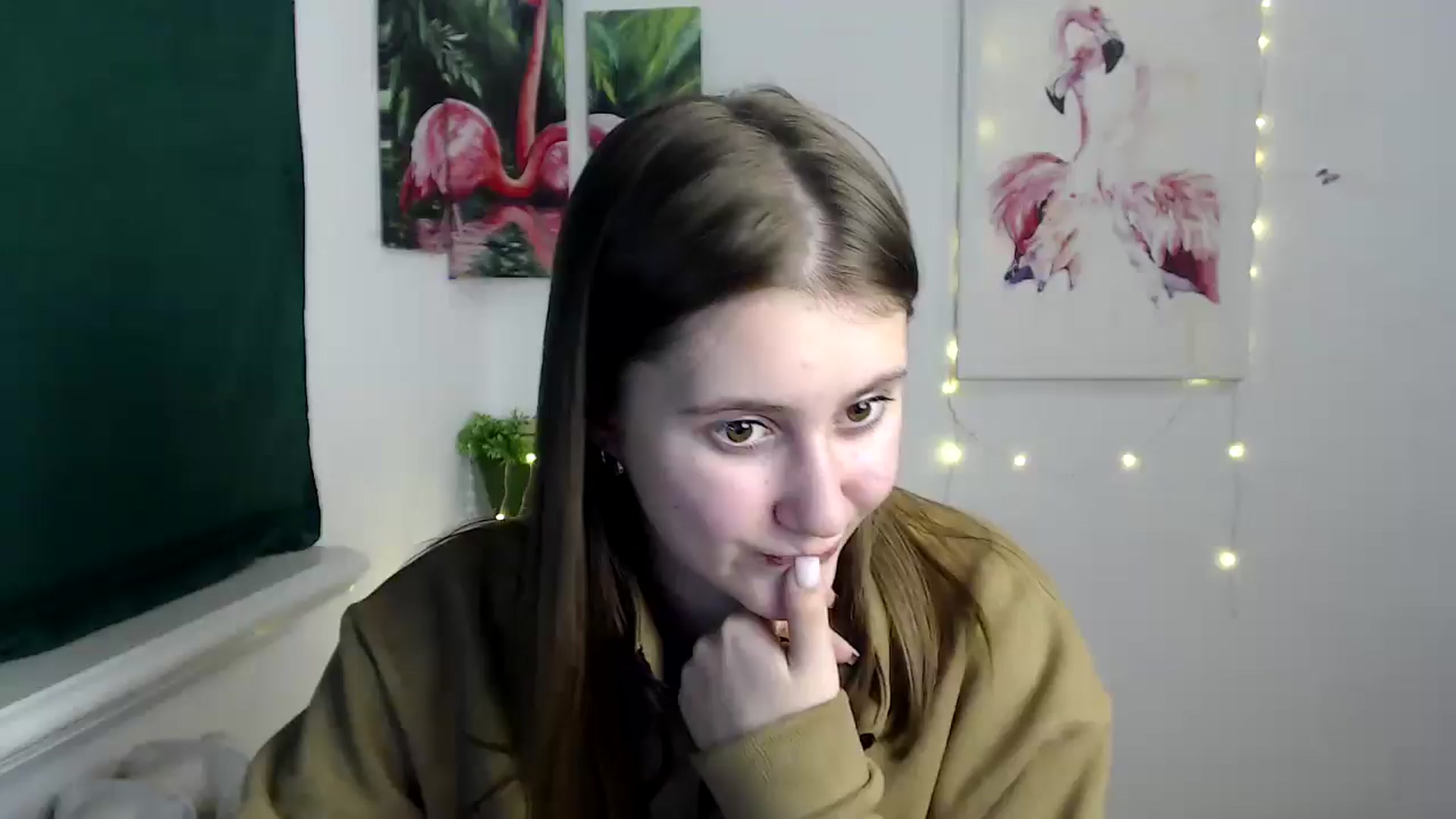 Gallery image thumbnail from Kamilochkaaa_'s myfreecams stream on, 11/19/2025, 19:01 image 17 of 20