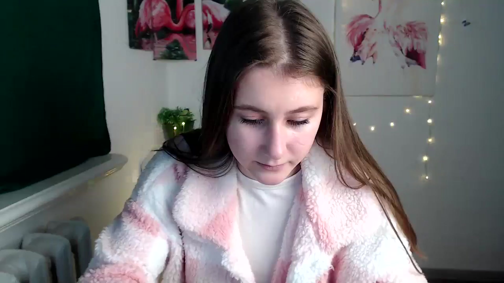 Gallery image thumbnail from Kamilochkaaa_'s myfreecams stream on, 11/20/2025, 13:49 image 17 of 20