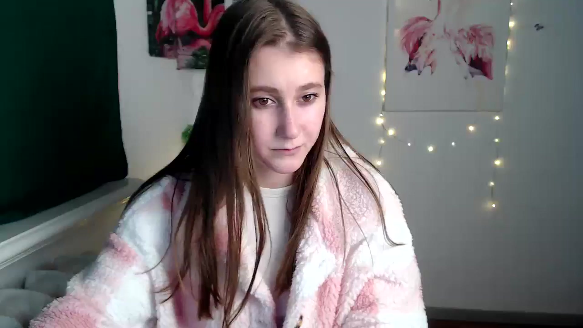 Gallery image thumbnail from Kamilochkaaa_'s myfreecams stream on, 11/20/2025, 13:49 image 15 of 20