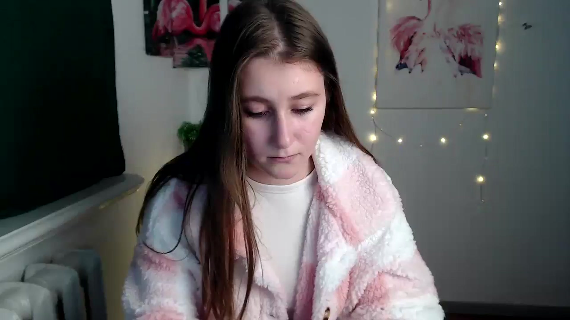 Gallery image thumbnail from Kamilochkaaa_'s myfreecams stream on, 11/20/2025, 13:49 image 16 of 20