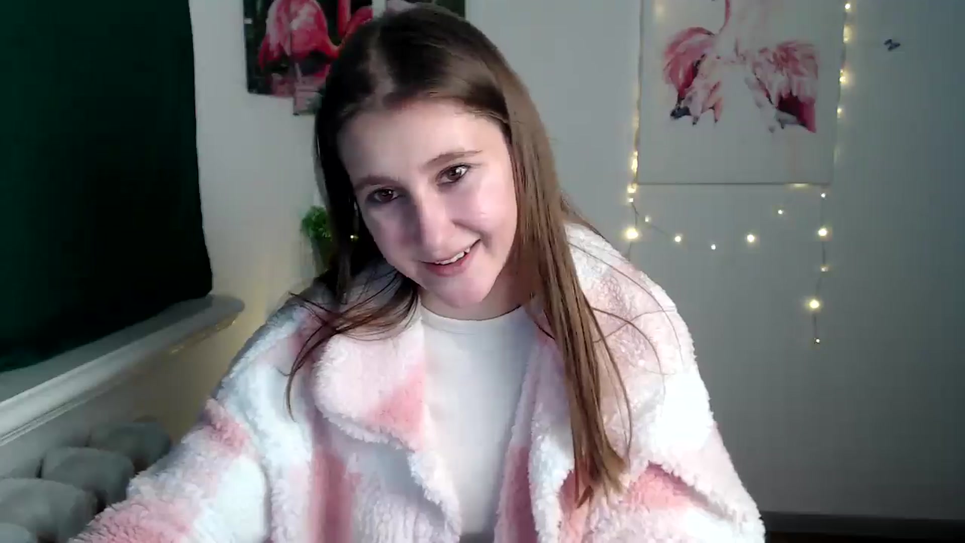 Gallery image thumbnail from Kamilochkaaa_'s myfreecams stream on, 11/20/2025, 13:49 image 19 of 20