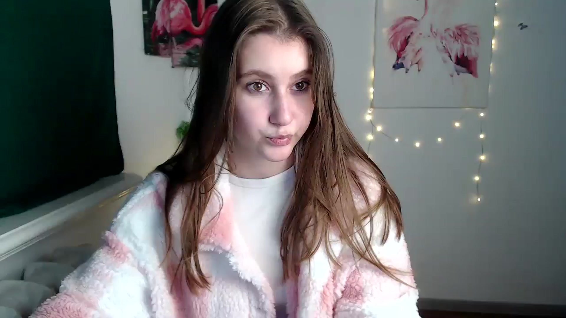 Gallery image thumbnail from Kamilochkaaa_'s myfreecams stream on, 11/20/2025, 13:49 image 1 of 20