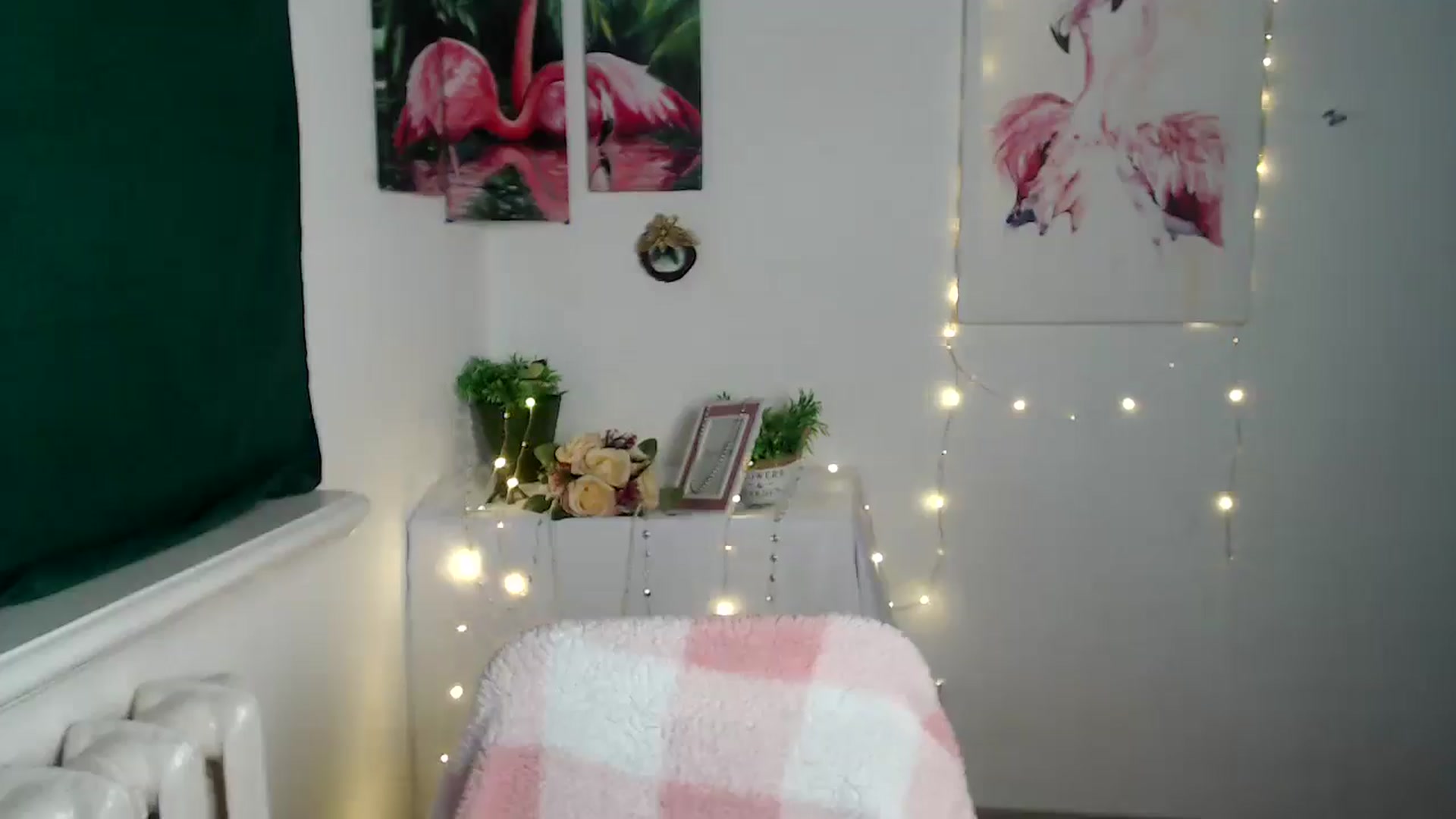 Gallery image thumbnail from Kamilochkaaa_'s myfreecams stream on, 11/20/2025, 17:25 image 17 of 20