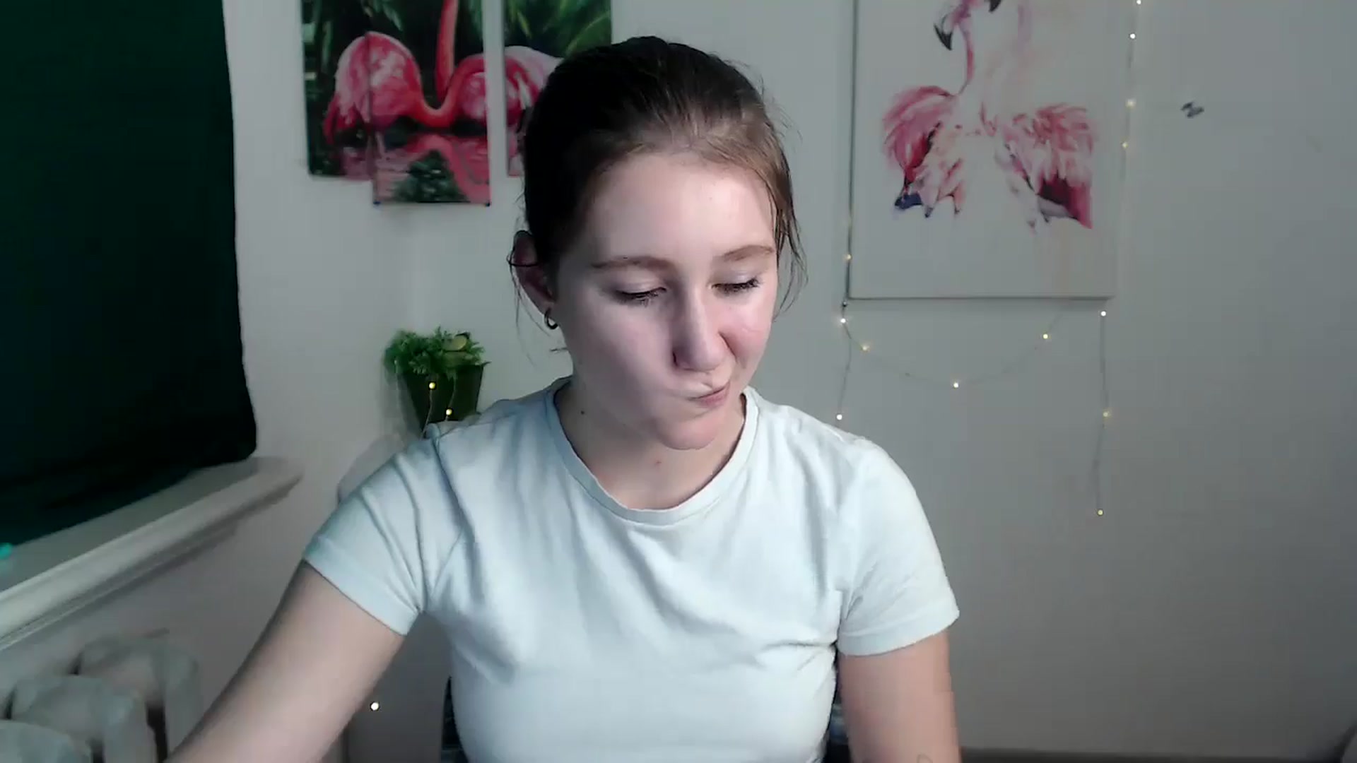 Gallery image thumbnail from Kamilochkaaa_'s myfreecams stream on, 11/21/2025, 14:57 image 13 of 20