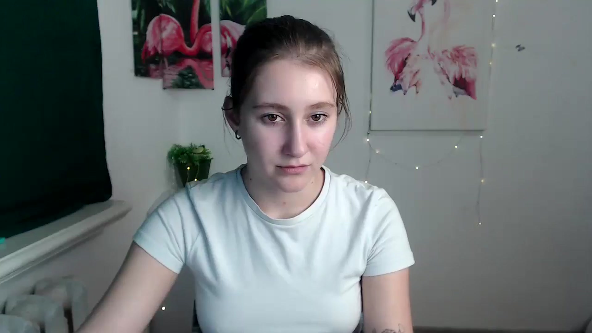 Gallery image thumbnail from Kamilochkaaa_'s myfreecams stream on, 11/21/2025, 14:57 image 14 of 20