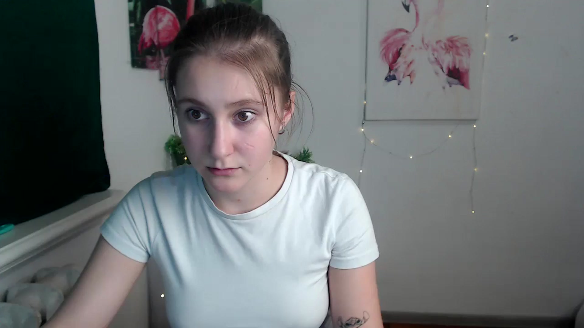 Gallery image thumbnail from Kamilochkaaa_'s myfreecams stream on, 11/21/2025, 17:20 image 16 of 20