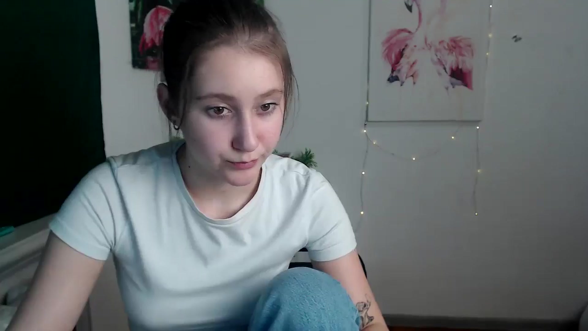 Gallery image thumbnail from Kamilochkaaa_'s myfreecams stream on, 11/21/2025, 17:20 image 17 of 20
