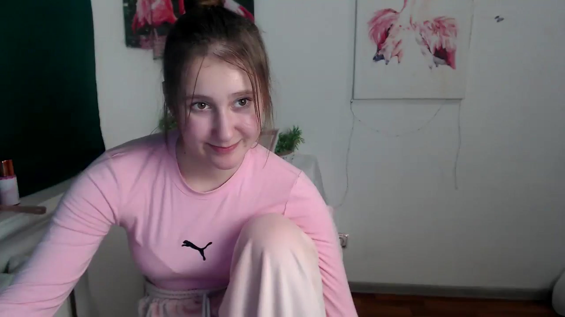 Gallery image thumbnail from Kamilochkaaa_'s myfreecams stream on, 11/24/2025, 13:45 image 14 of 20