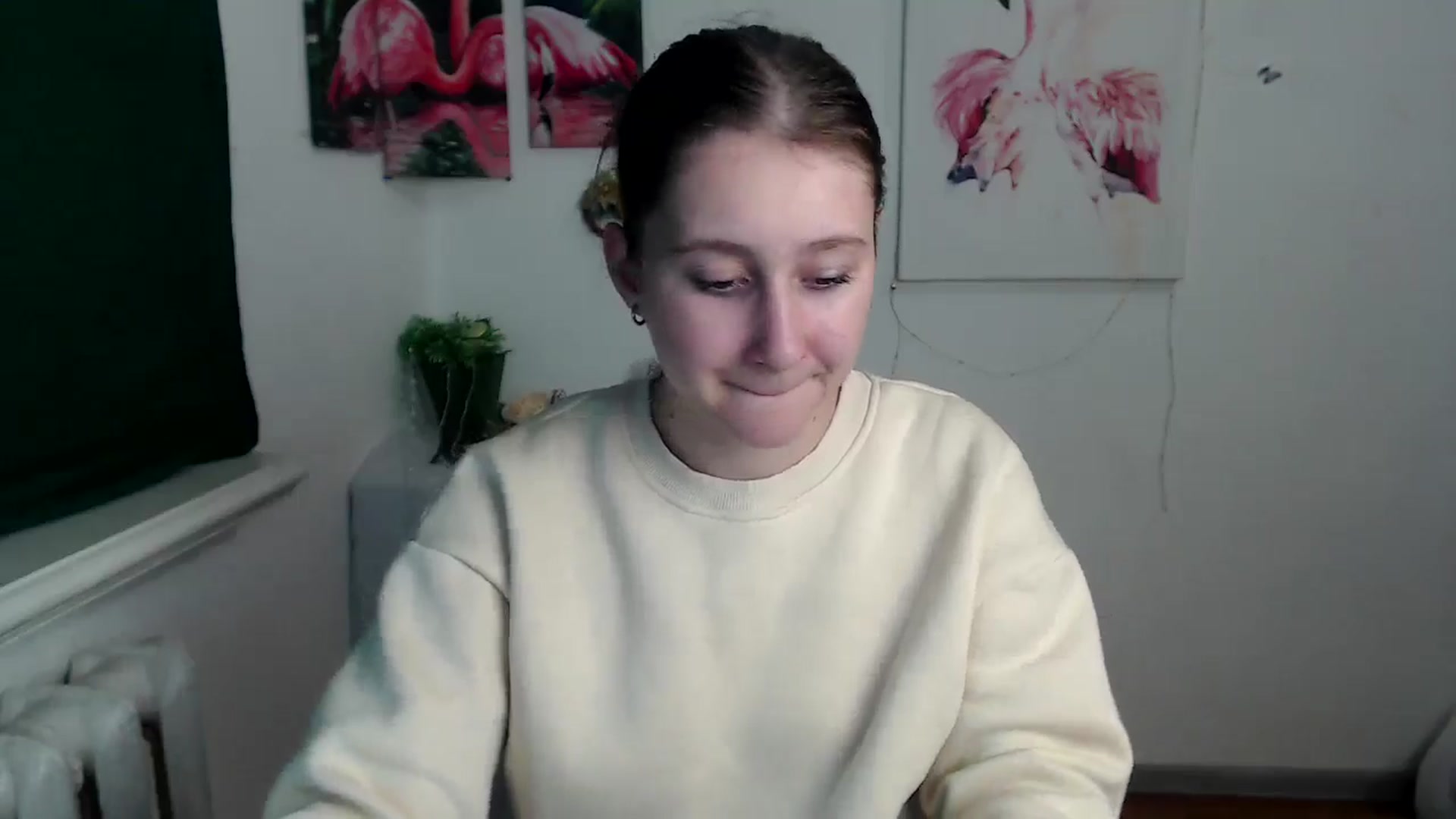Gallery image thumbnail from Kamilochkaaa_'s myfreecams stream on, 11/25/2025, 12:27 image 19 of 20