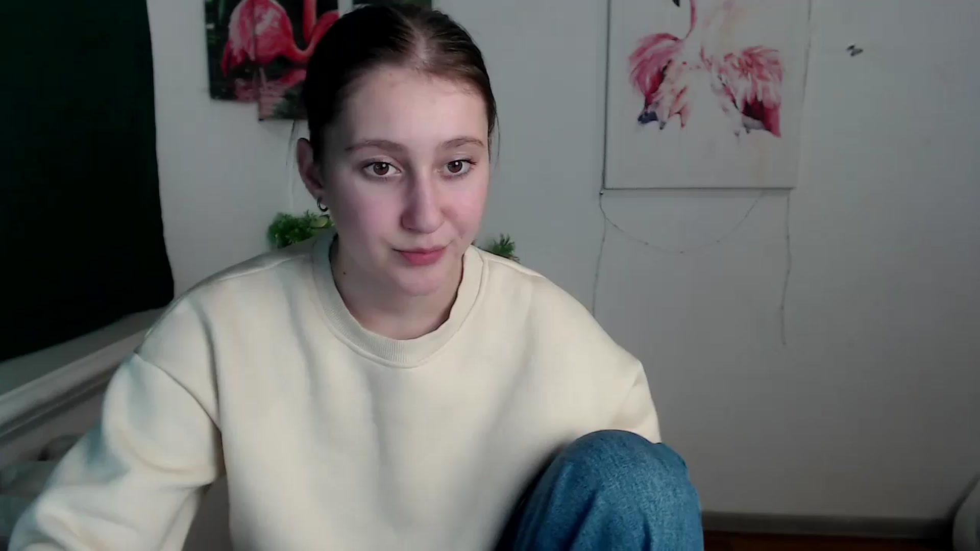 Gallery image thumbnail from Kamilochkaaa_'s myfreecams stream on, 11/25/2025, 13:06 image 19 of 20