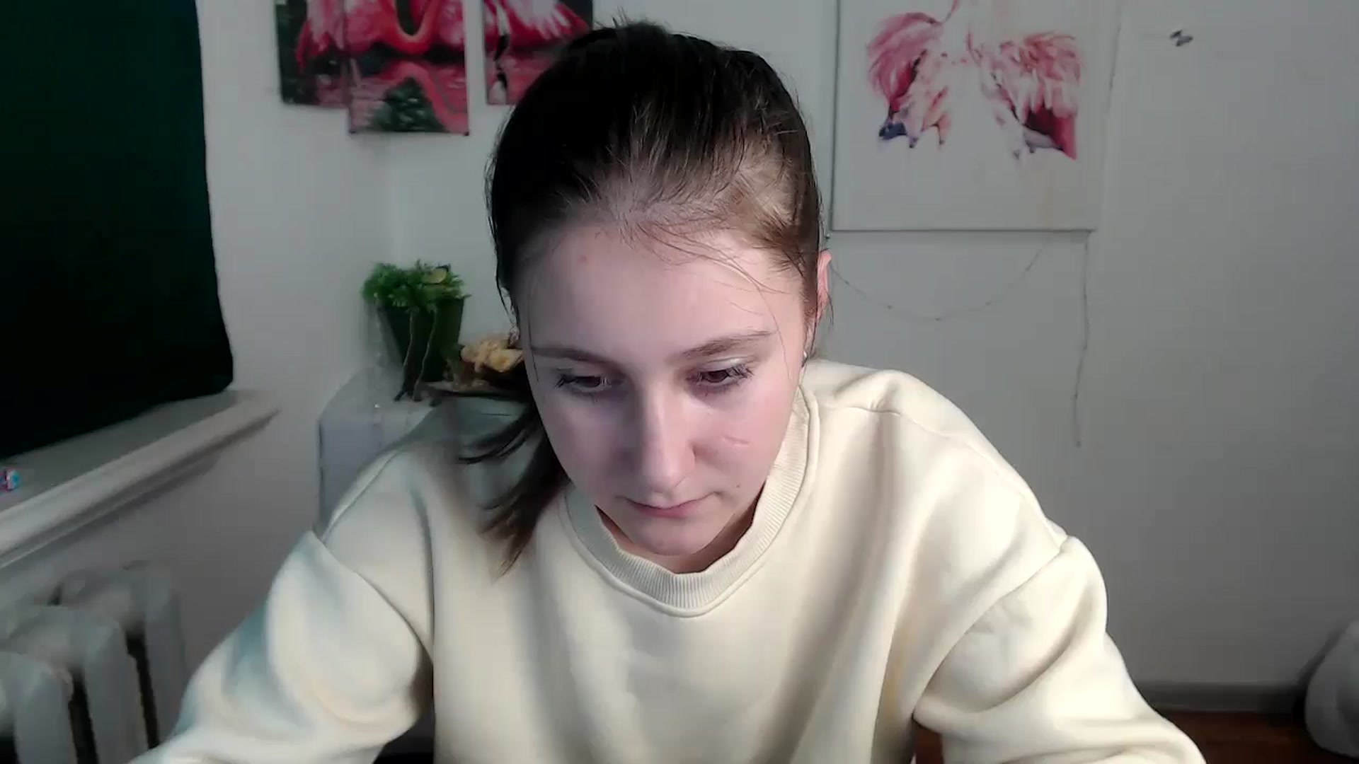Gallery image thumbnail from Kamilochkaaa_'s myfreecams stream on, 11/25/2025, 18:28 image 4 of 20