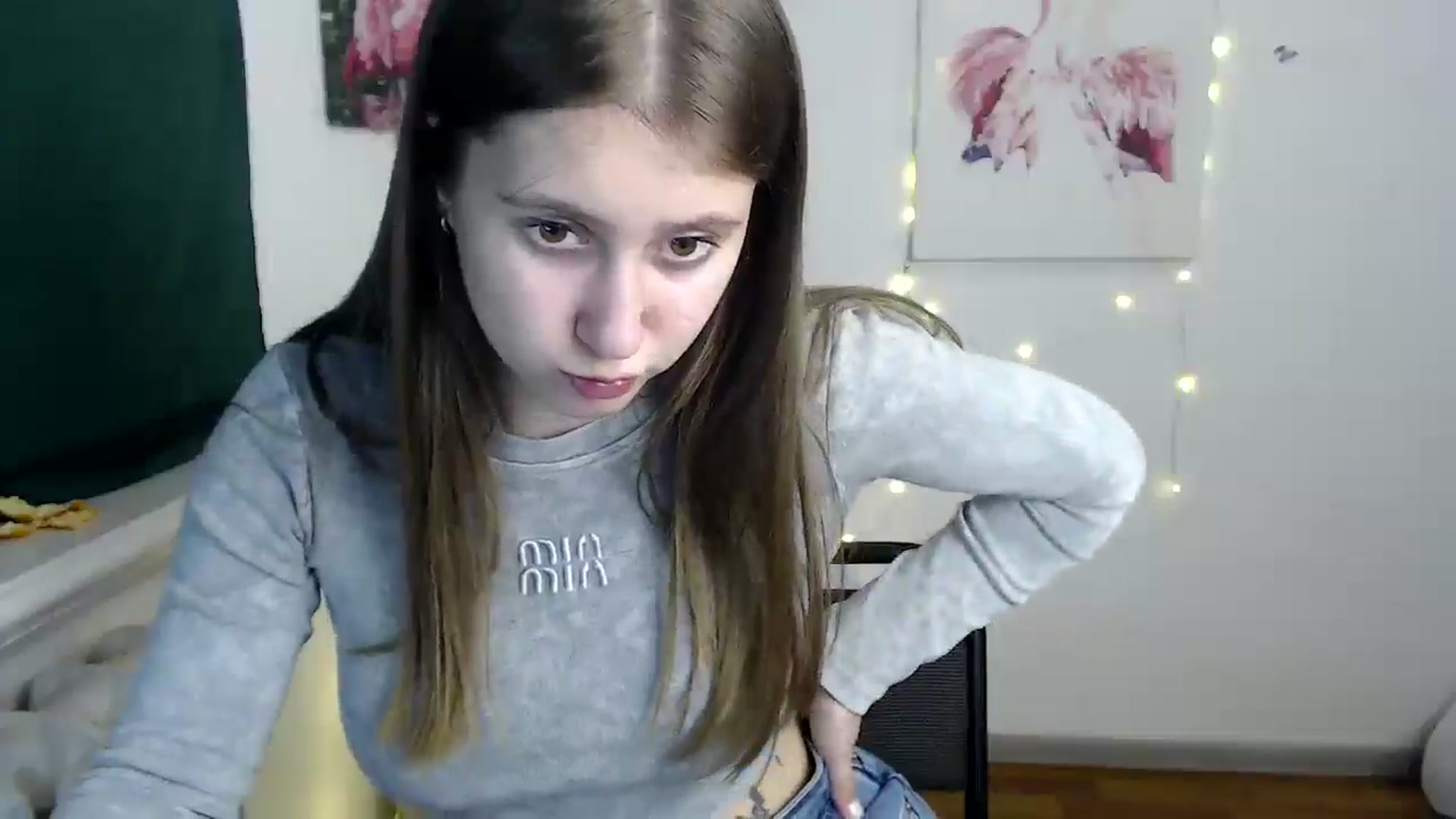 Gallery image thumbnail from Kamilochkaaa_'s myfreecams stream on, 11/26/2025, 18:09 image 11 of 20
