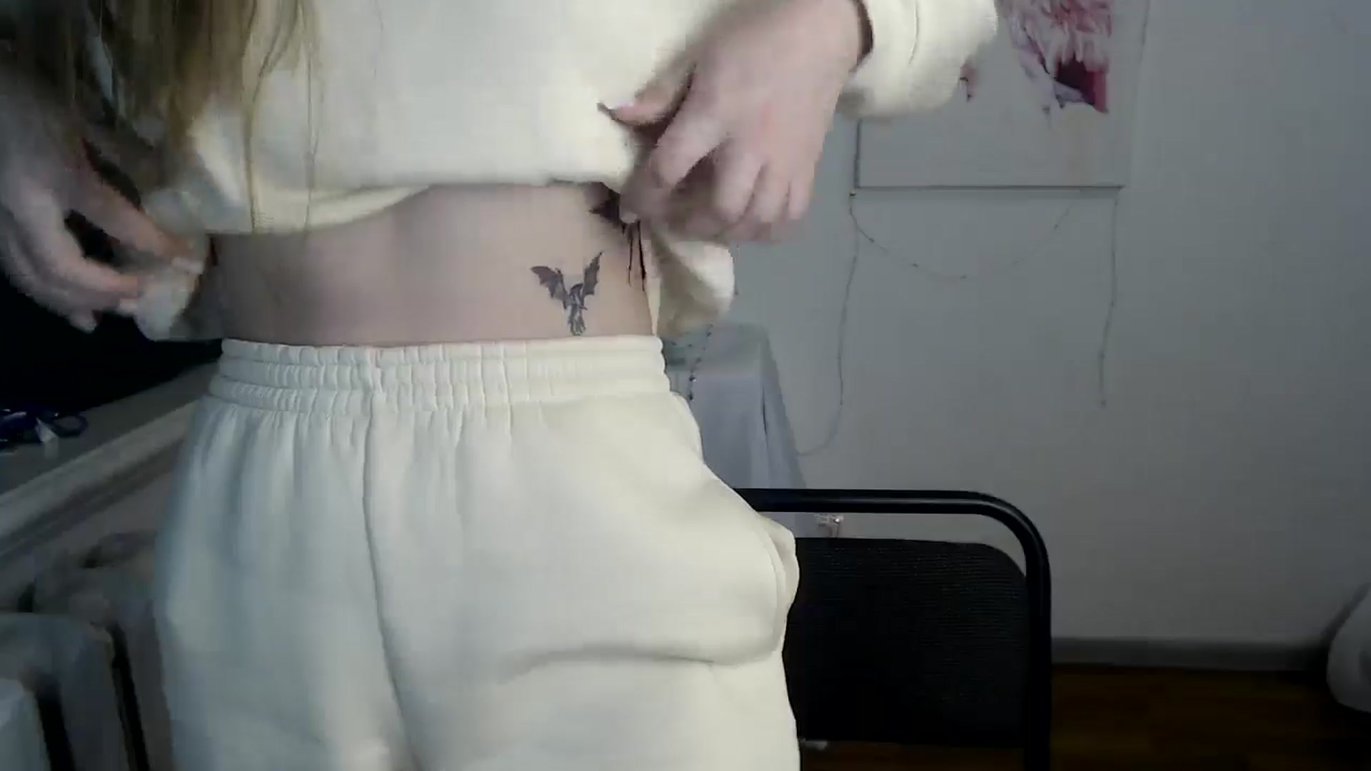 Gallery image thumbnail from Kamilochkaaa_'s myfreecams stream on, 11/27/2025, 12:18 image 13 of 20