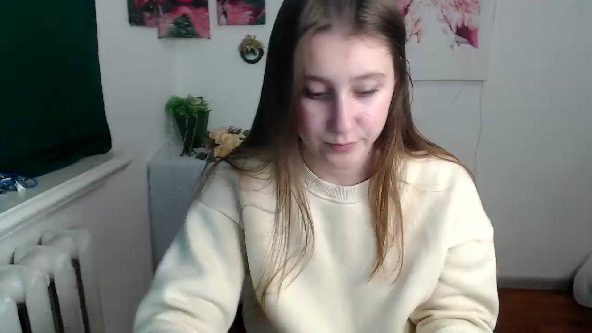 Gallery image thumbnail from Kamilochkaaa_'s myfreecams stream on, 11/27/2025, 12:18 image 1 of 20