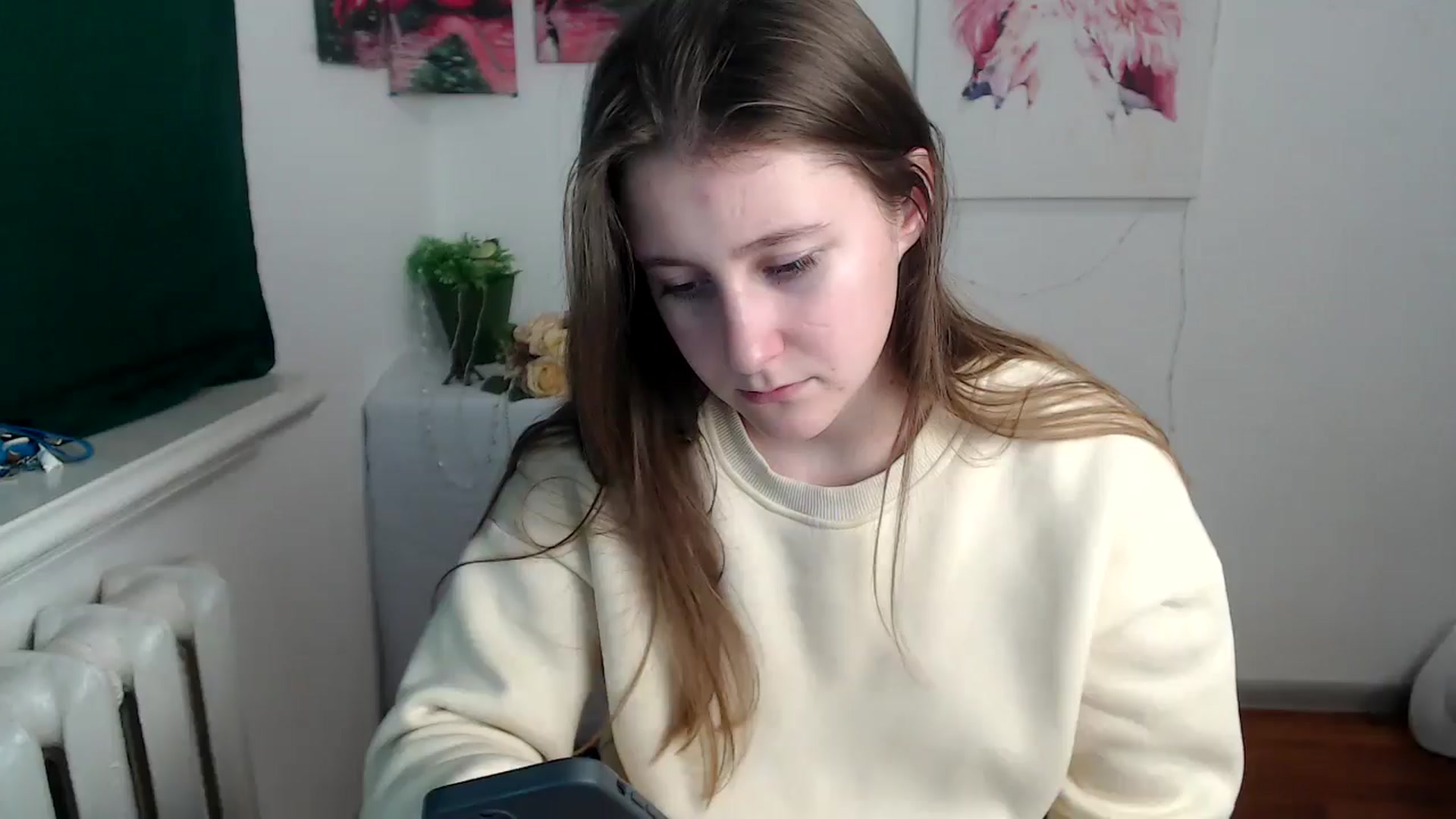 Gallery image thumbnail from Kamilochkaaa_'s myfreecams stream on, 11/27/2025, 12:18 image 6 of 20