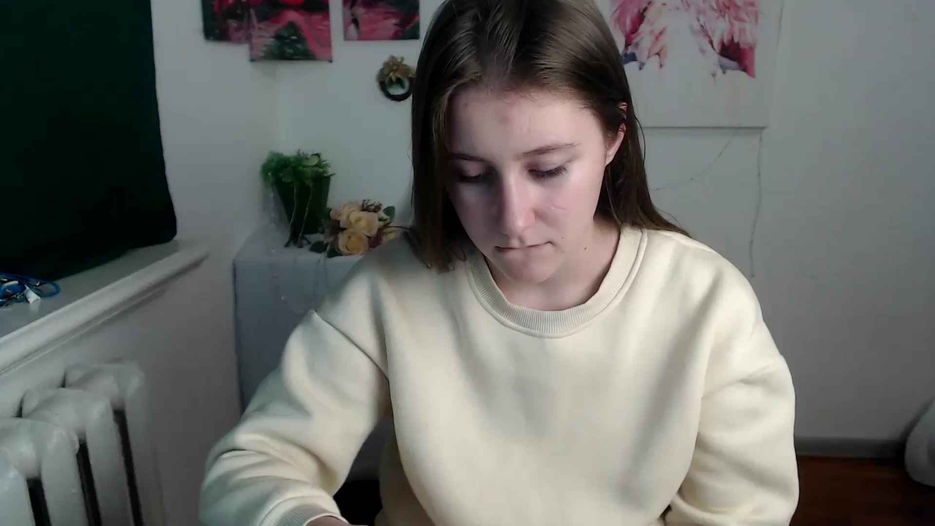 Gallery image thumbnail from Kamilochkaaa_'s myfreecams stream on, 11/27/2025, 12:18 image 2 of 20
