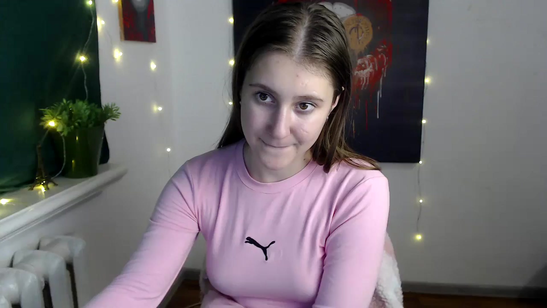 Gallery image thumbnail from Kamilochkaaa_'s myfreecams stream on, 11/28/2025, 16:17 image 14 of 20