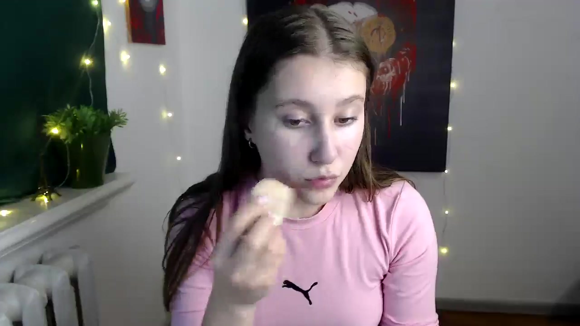 Gallery image thumbnail from Kamilochkaaa_'s myfreecams stream on, 11/28/2025, 17:33 image 12 of 20