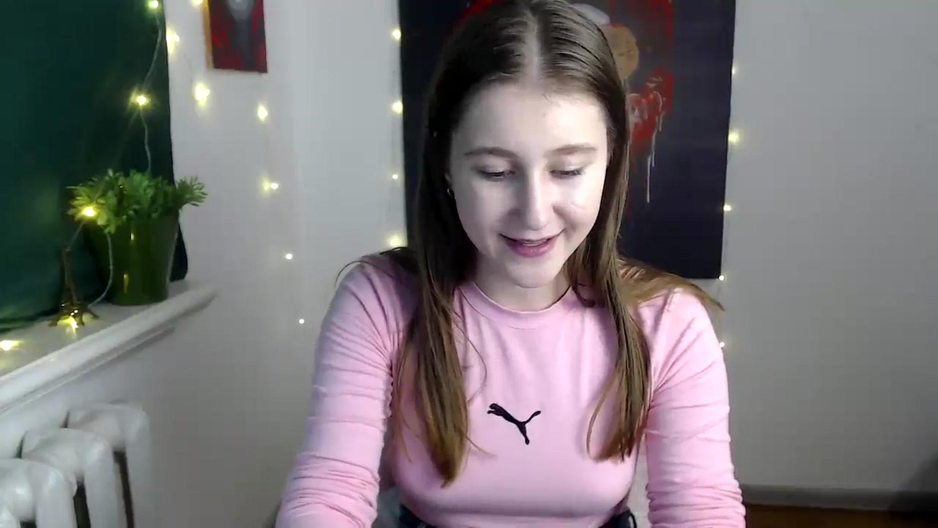Gallery image thumbnail from Kamilochkaaa_'s myfreecams stream on, 11/28/2025, 17:33 image 17 of 20