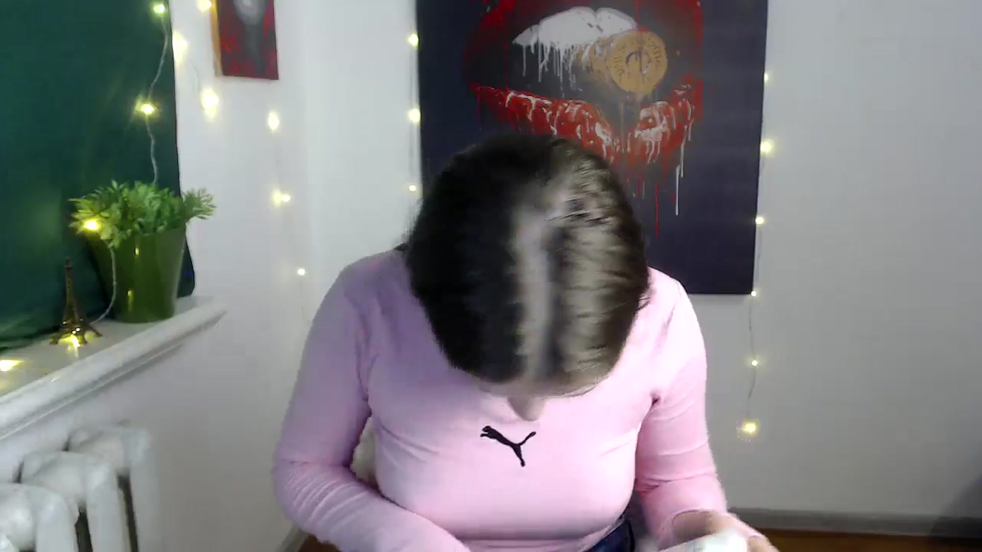 Gallery image thumbnail from Kamilochkaaa_'s myfreecams stream on, 11/28/2025, 18:18 image 16 of 20