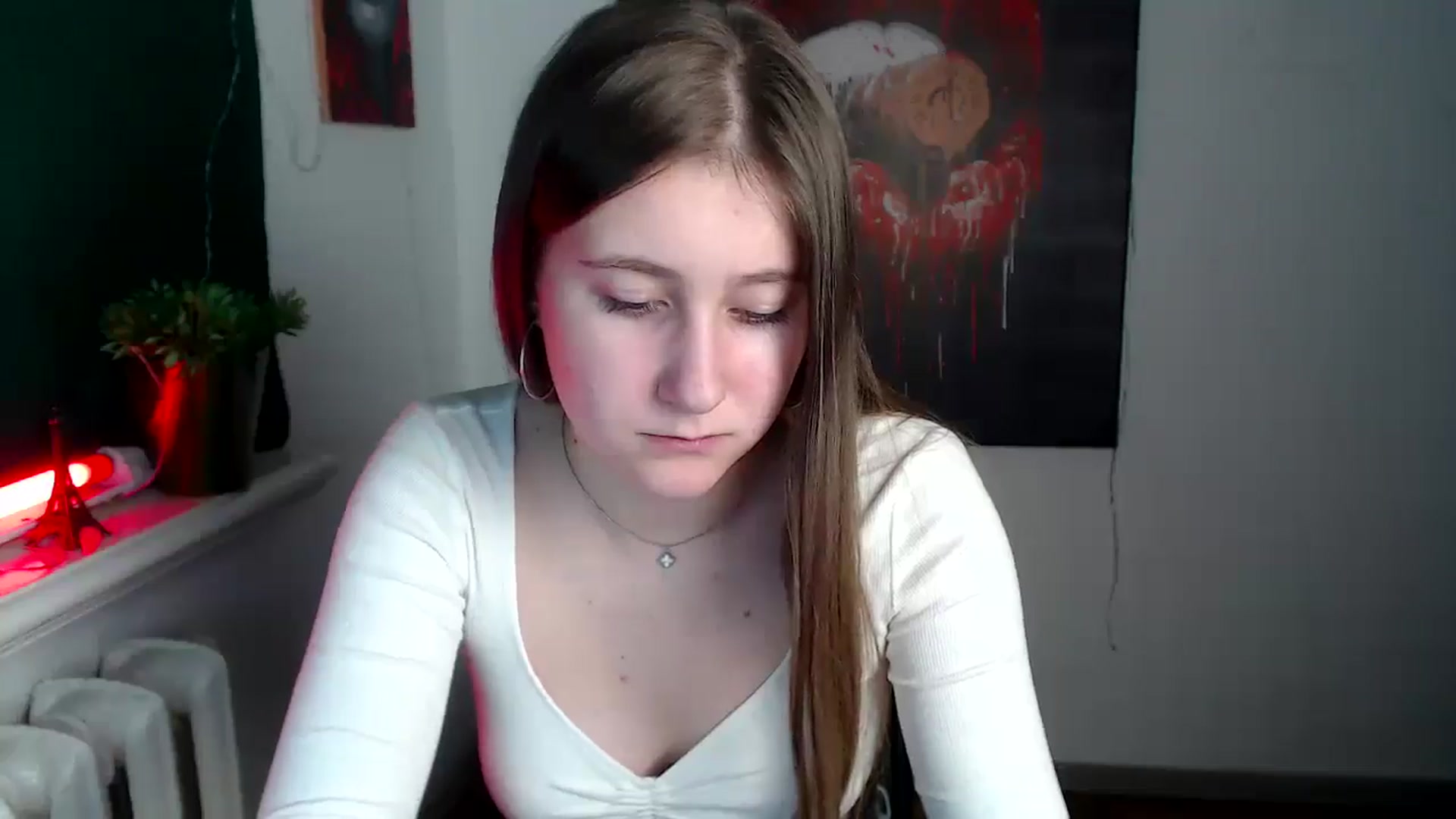 Gallery image thumbnail from Kamilochkaaa_'s myfreecams stream on, 11/29/2025, 15:36 image 15 of 20