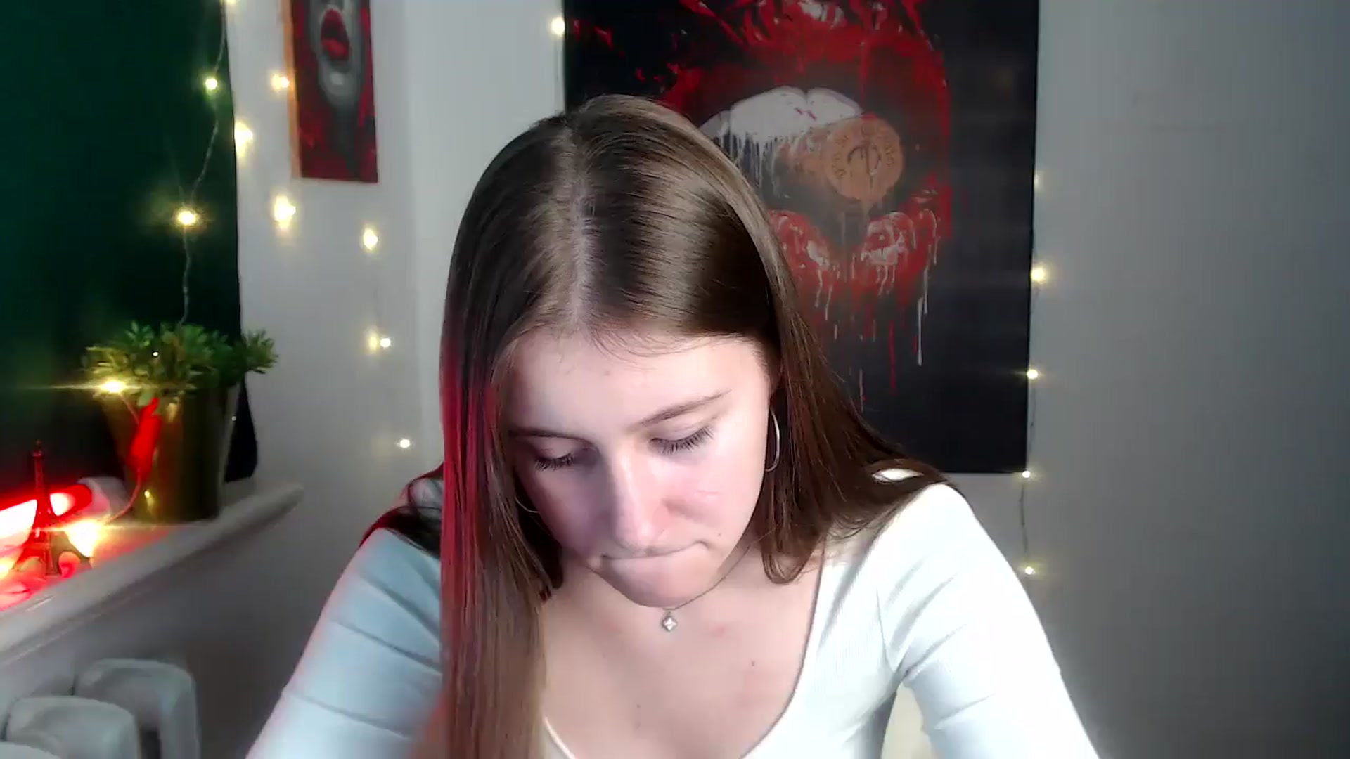 Gallery image thumbnail from Kamilochkaaa_'s myfreecams stream on, 11/29/2025, 18:55 image 17 of 20