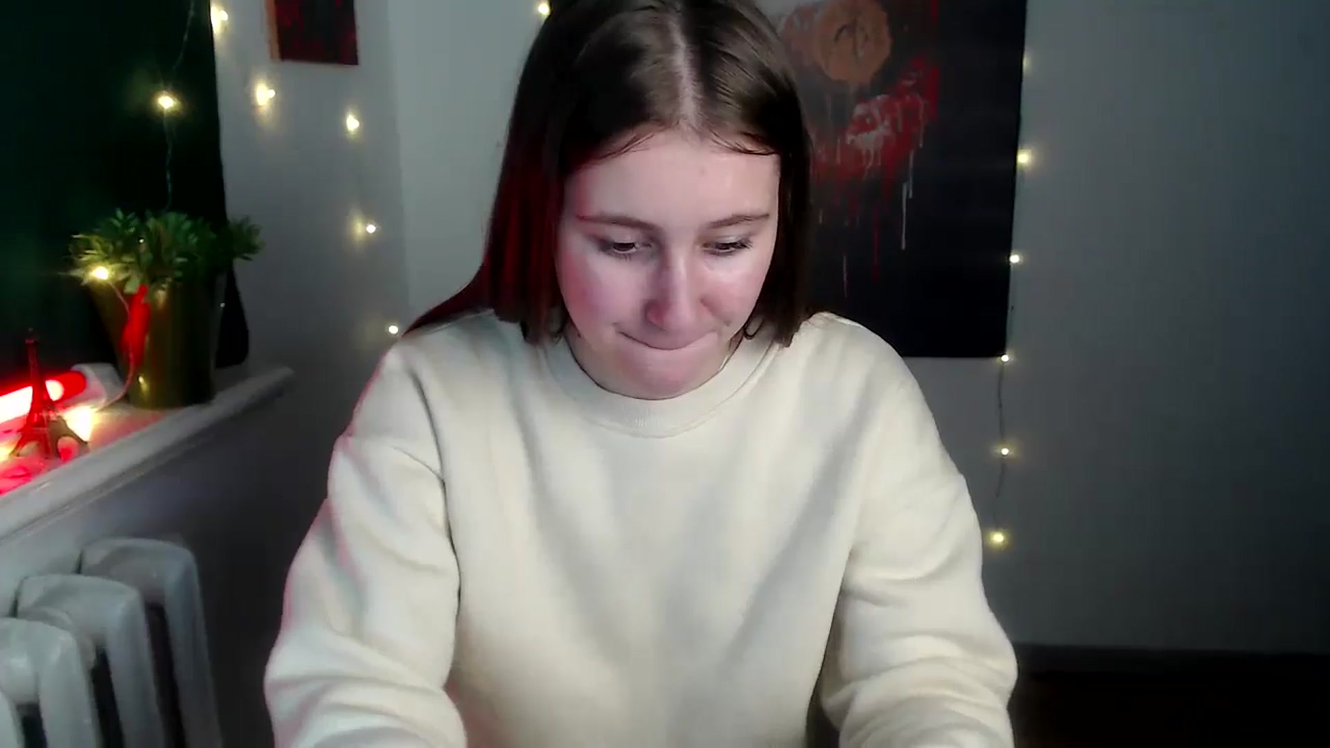 Gallery image thumbnail from Kamilochkaaa_'s myfreecams stream on, 11/30/2025, 14:23 image 17 of 20