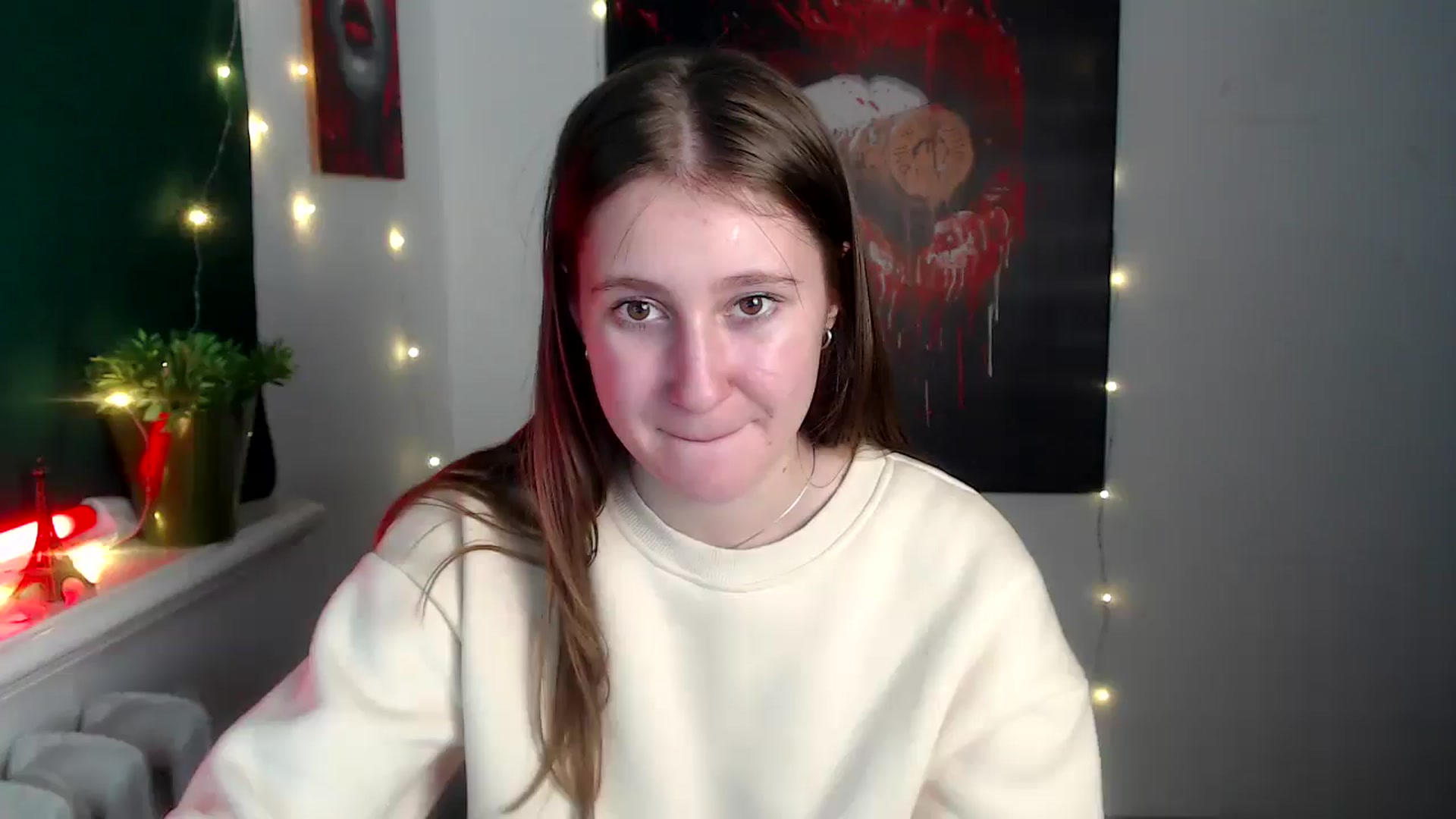 Gallery image thumbnail from Kamilochkaaa_'s myfreecams stream on, 11/30/2025, 14:23 image 12 of 20