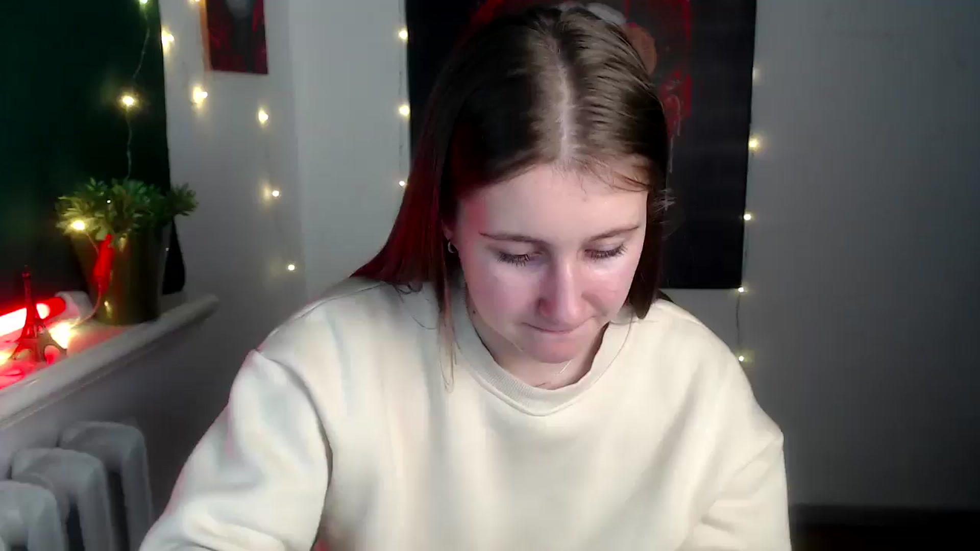 Gallery image thumbnail from Kamilochkaaa_'s myfreecams stream on, 11/30/2025, 17:55 image 16 of 20